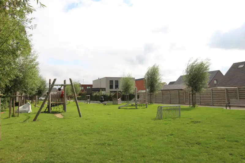 Energiezuinige woning op boogscheut van het centrum van Roeselare foto 13