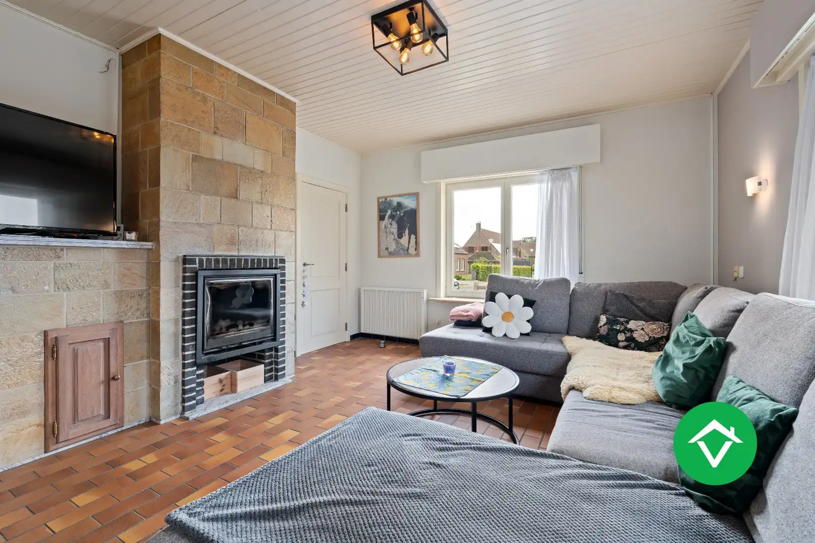 Te koop Alleenstaande woning met 3 slaapkamers en garage centraal gelegen te Wijnendale foto 13