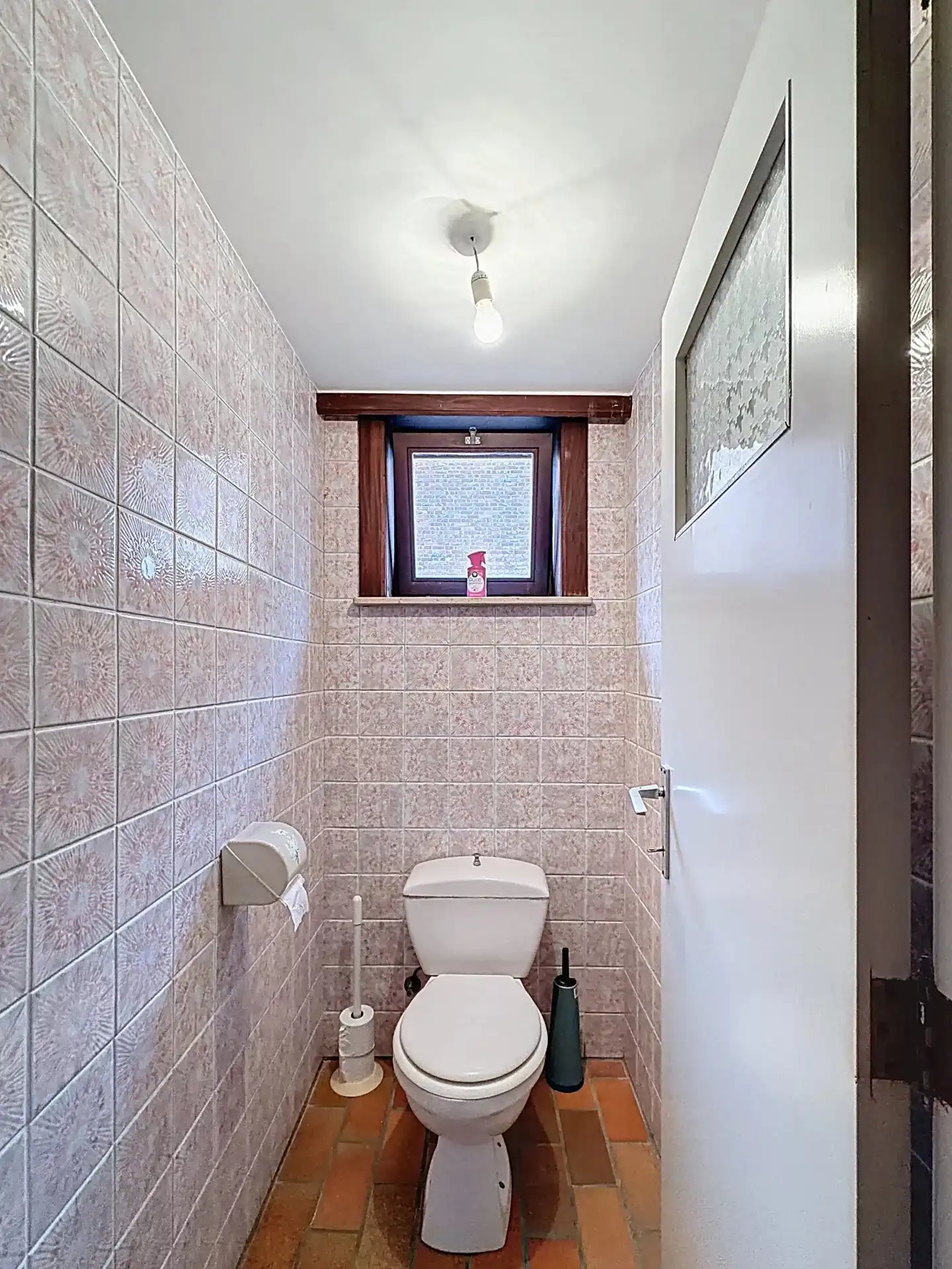 Op te frissen woning met 4 slaapkamers op een groot perceel. foto 16