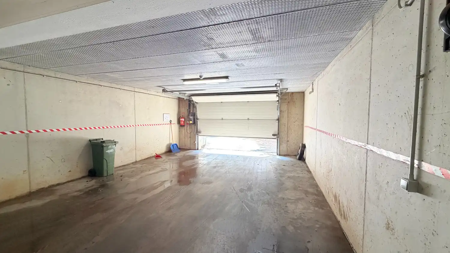 2 staanplaatsen beschikbaar: Veilig parkeren aan scherpe prijs foto 11