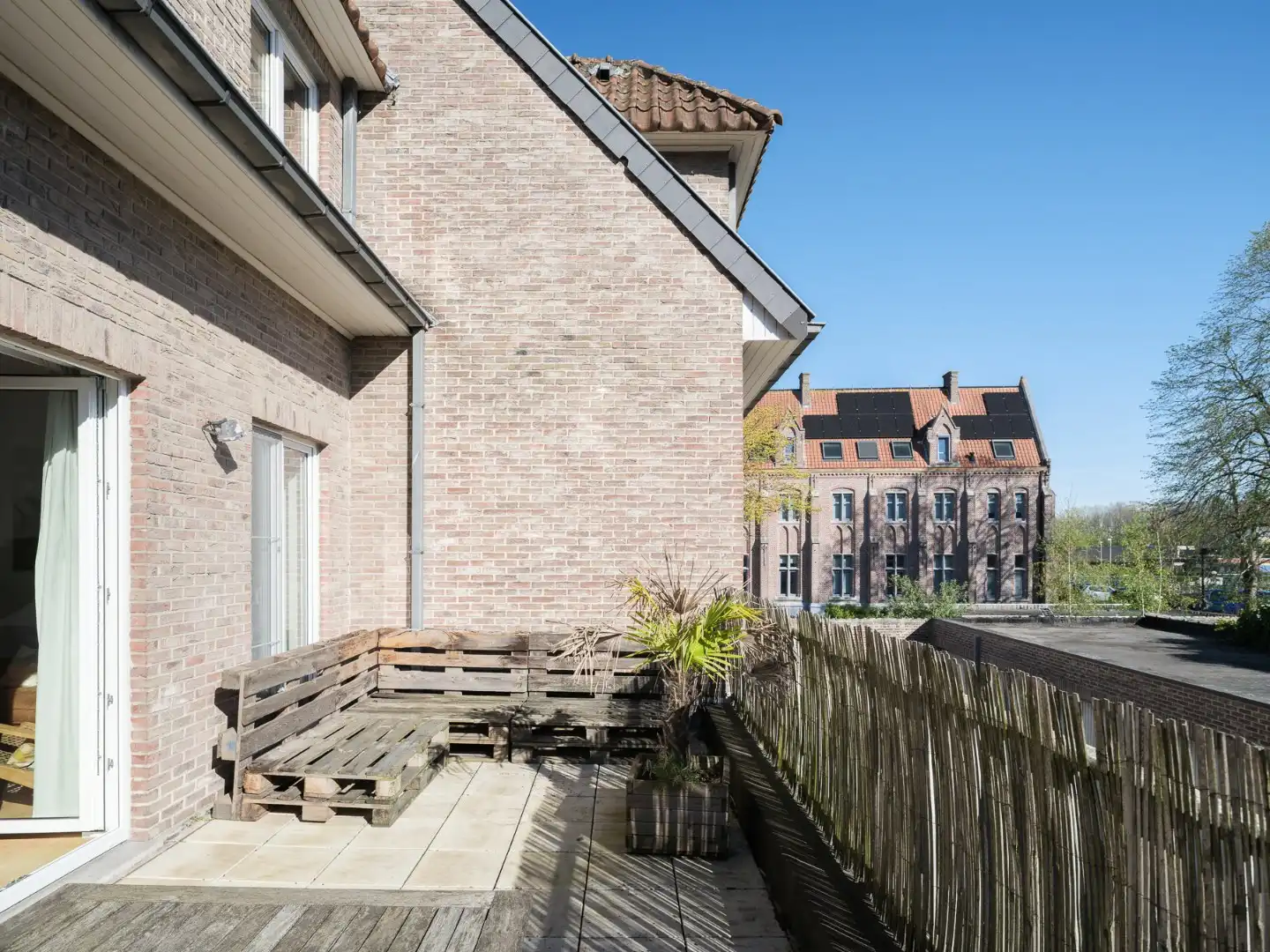 Ruim appartement met terras, garage en 2 slaapkamers in Drongen foto 11