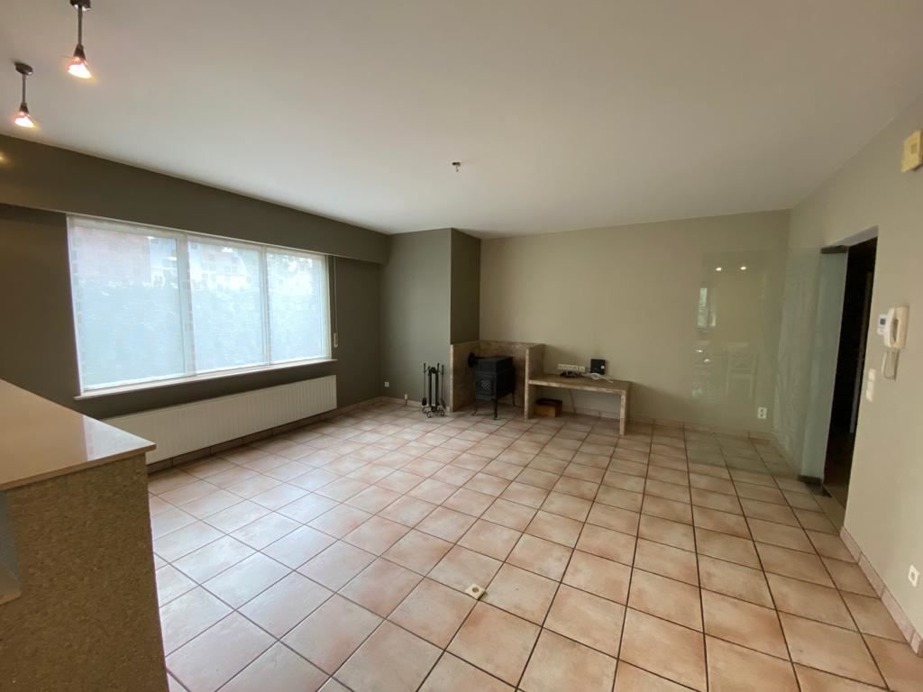 Leuk gelegen 2-slaapkamerappartement foto 3