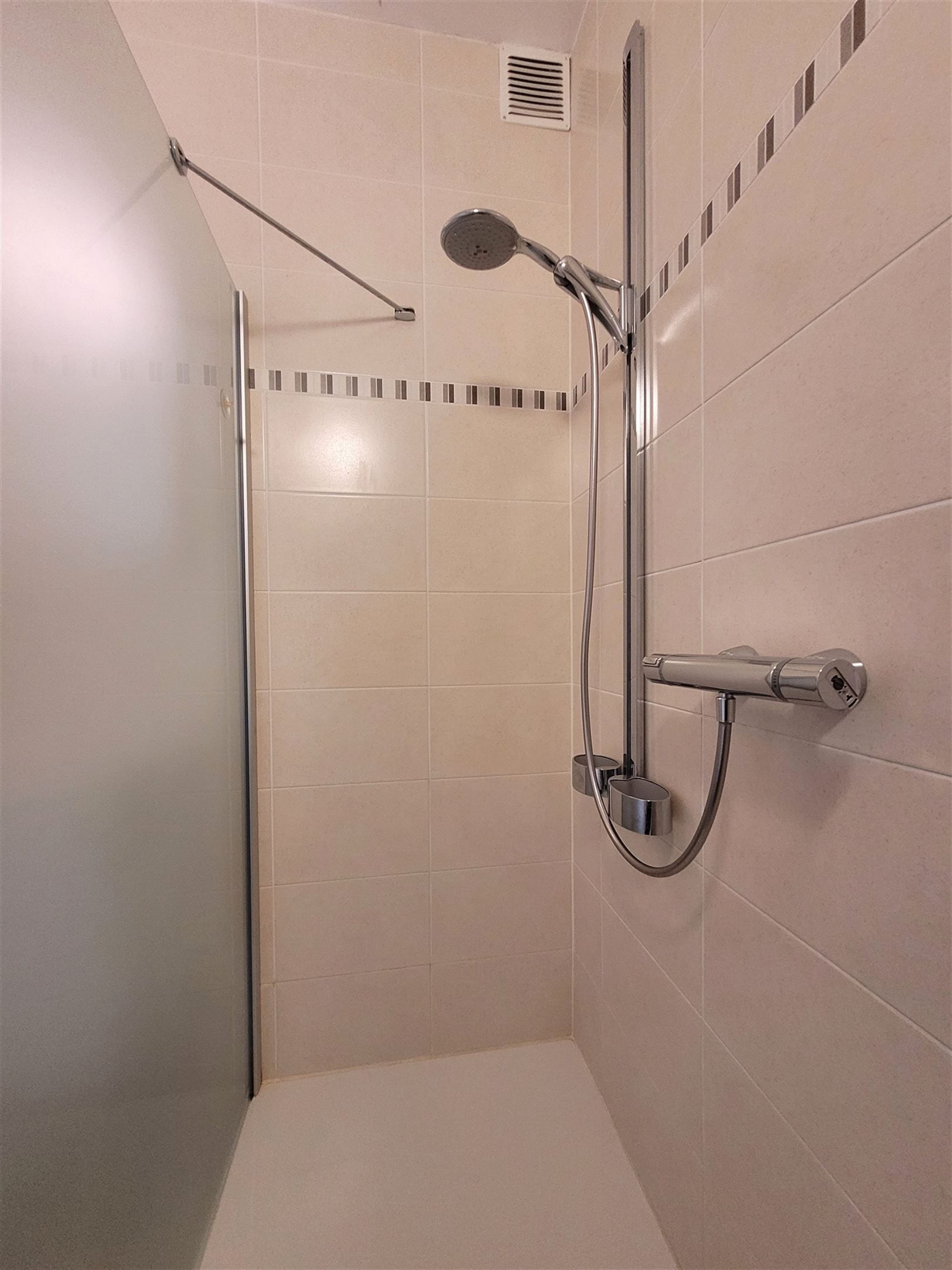 Gemeubeld 2-slaapkamerappartement in Westende-Bad foto 15