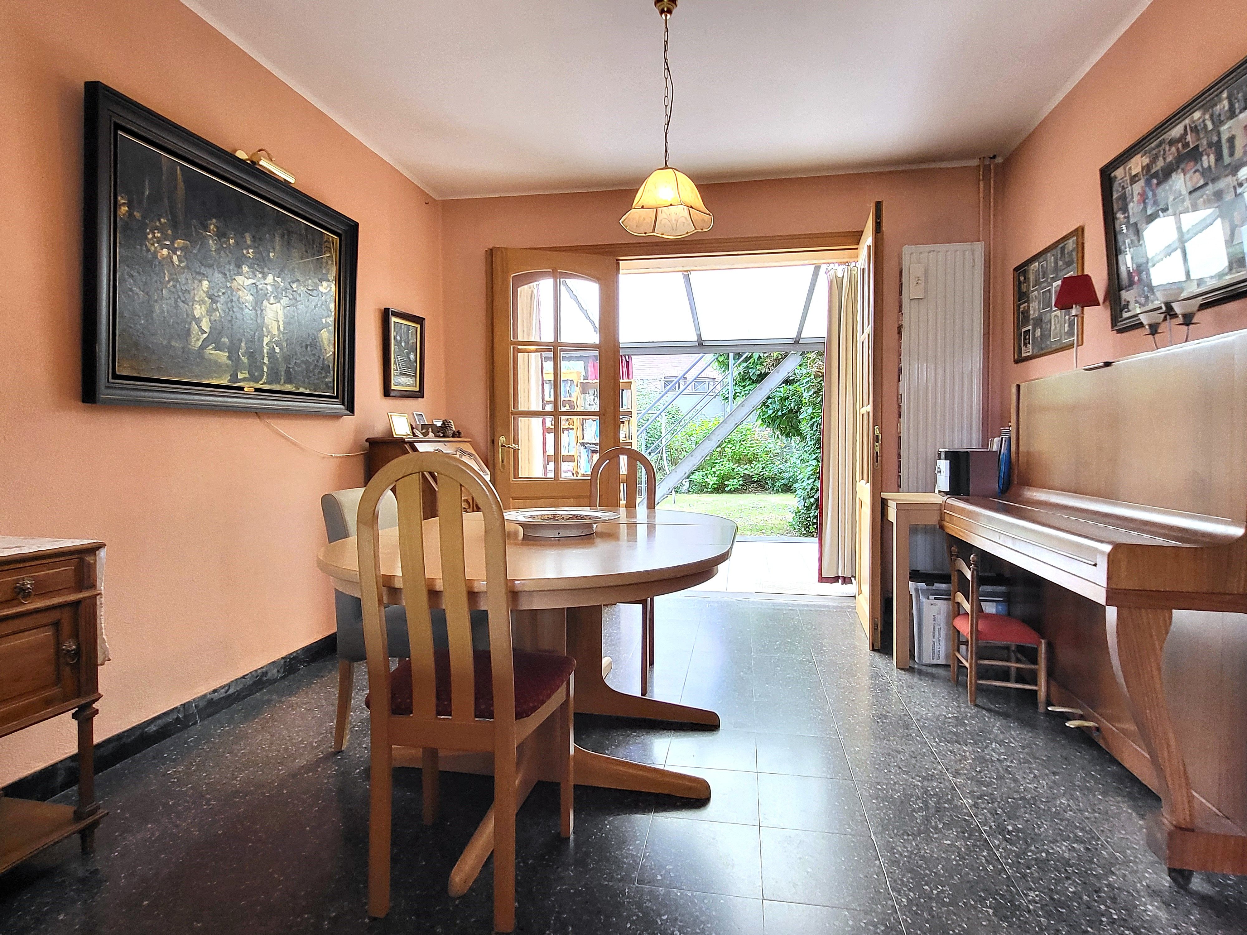 Charmante open bebouwing op 488m² met mooie aangelegde tuin.  foto 10