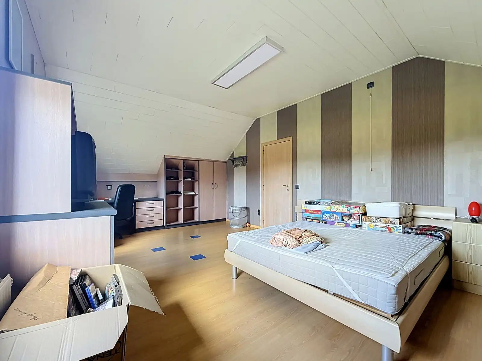 OB op een toplocatie met mooie tuin en 4 slaapkamers foto 11