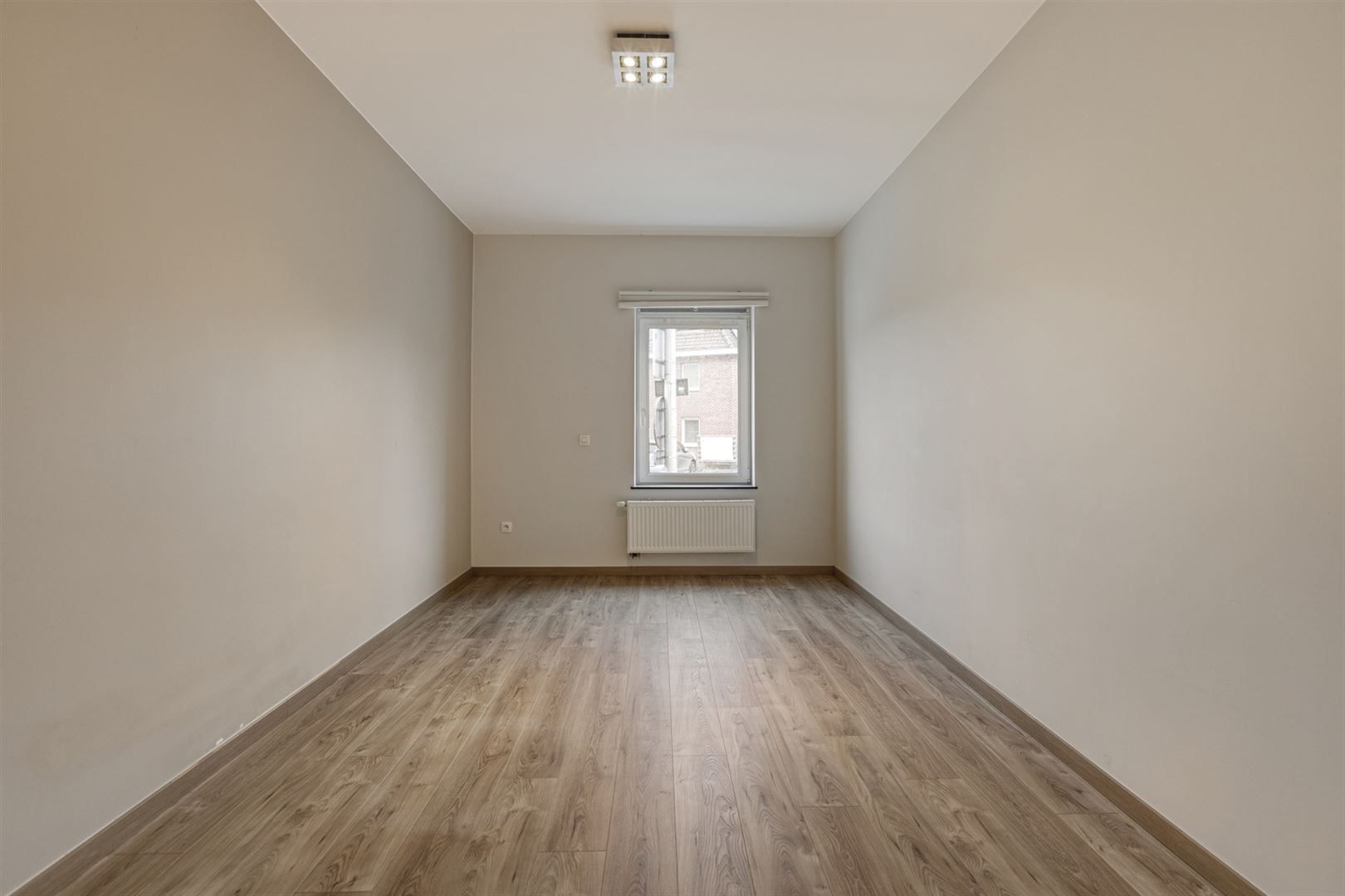 TE KOOP: Gerenoveerd, gelijkvloers appartement te Zolder! foto 9