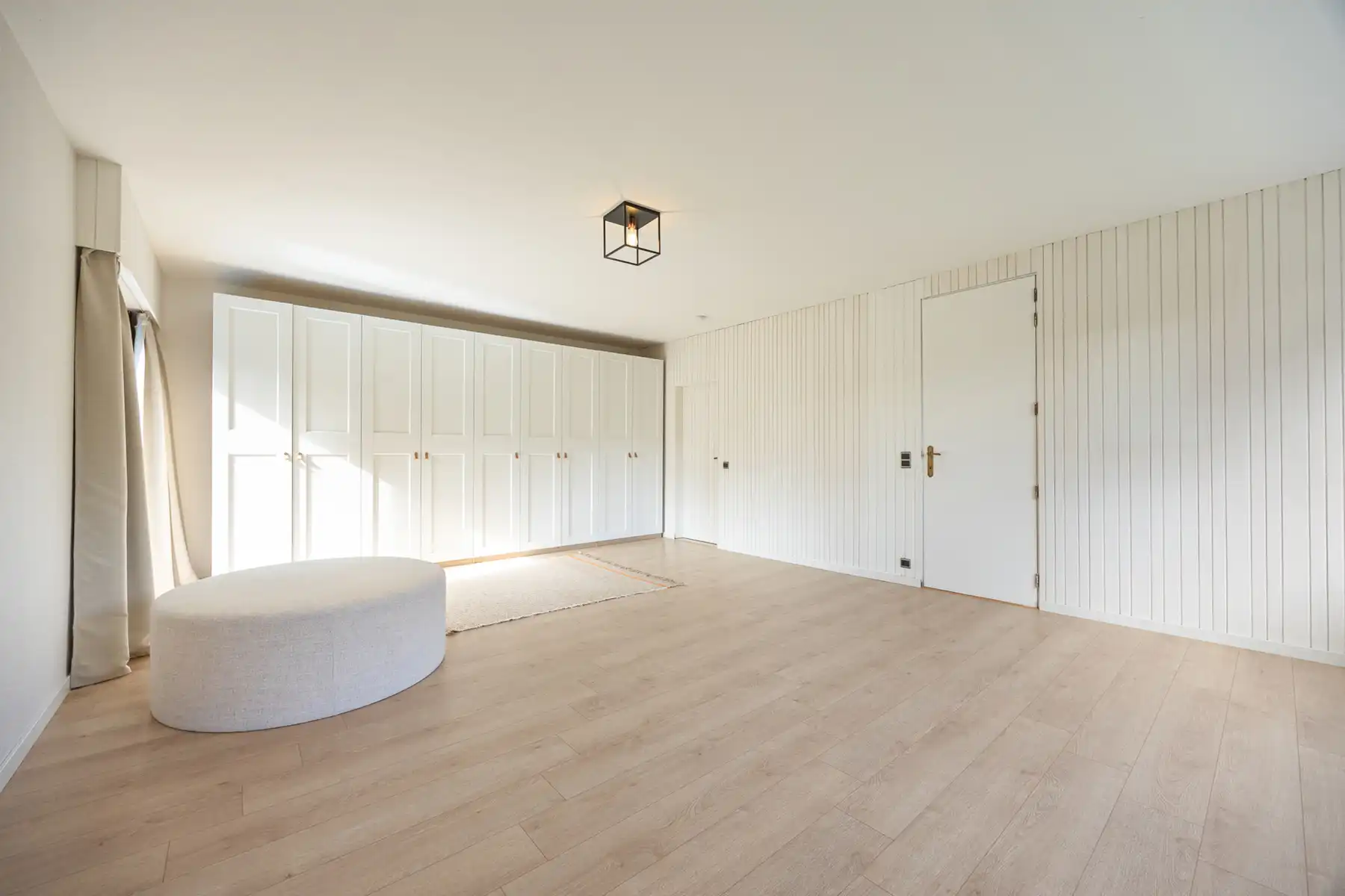 Ruime villa met zwembad op toplocatie in 's Gravenwezel foto 14