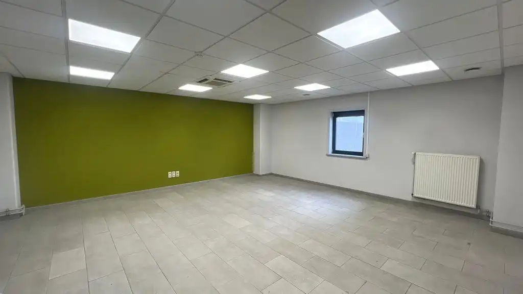 Logistiek magazijn te huur in bedrijvenpark Waregem-Zuid foto 10