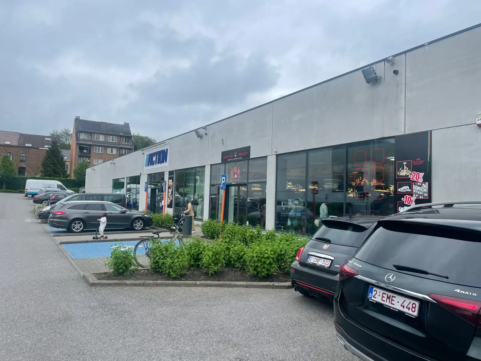 Commerciële ruimte te huur Hallesesteenweg 58 - 1640 Sint-Genesius-Rode