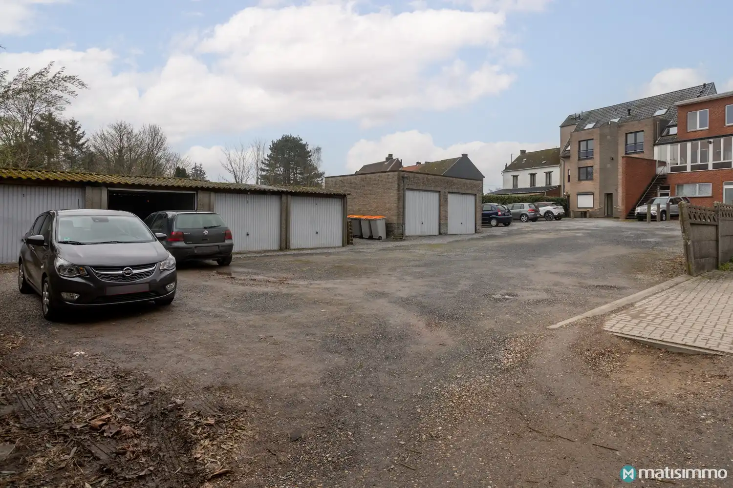 ZEER RUIM ENERGIEZUINIG APPARTEMENT MET 3 SLAAPKAMERS MET PARKEERPLAATS IN HET CENTRUM VAN AS foto 29