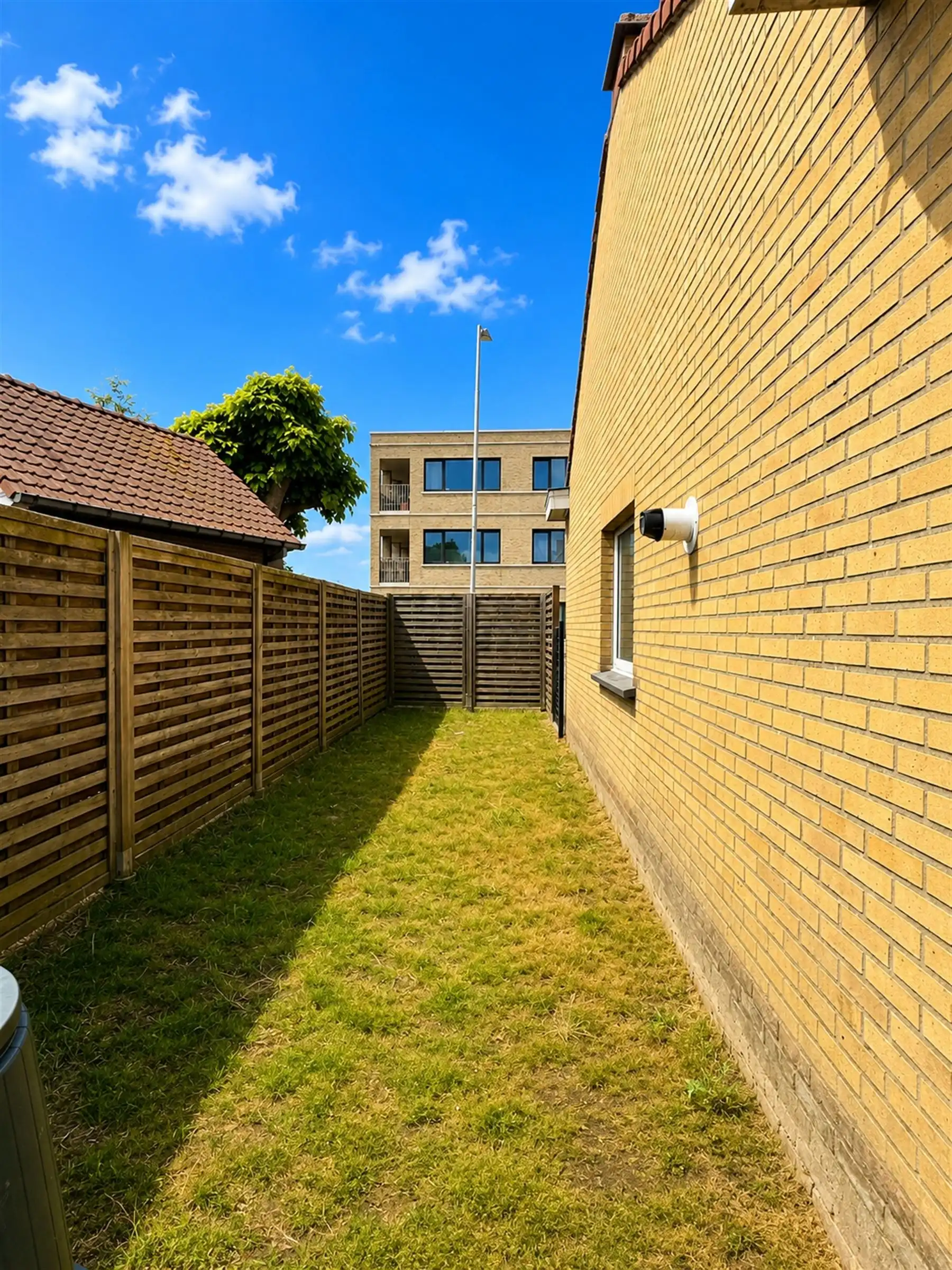 Half open bebouwing met drie slaapkamers foto 11