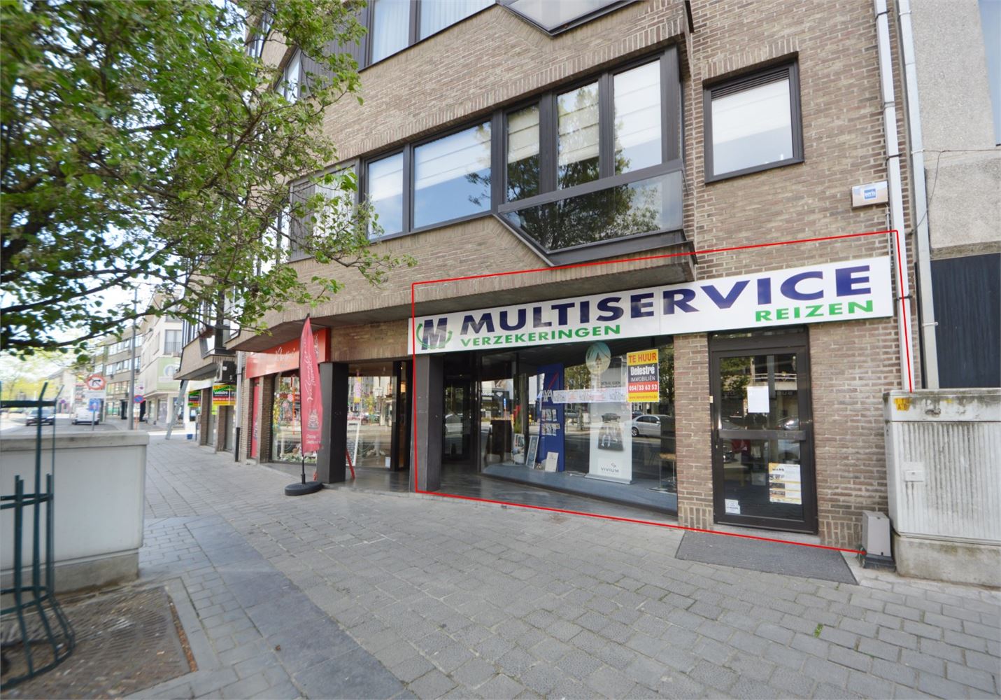 COMMERCIEEL GELIJKVLOERS CENTRUMLAAN foto 2