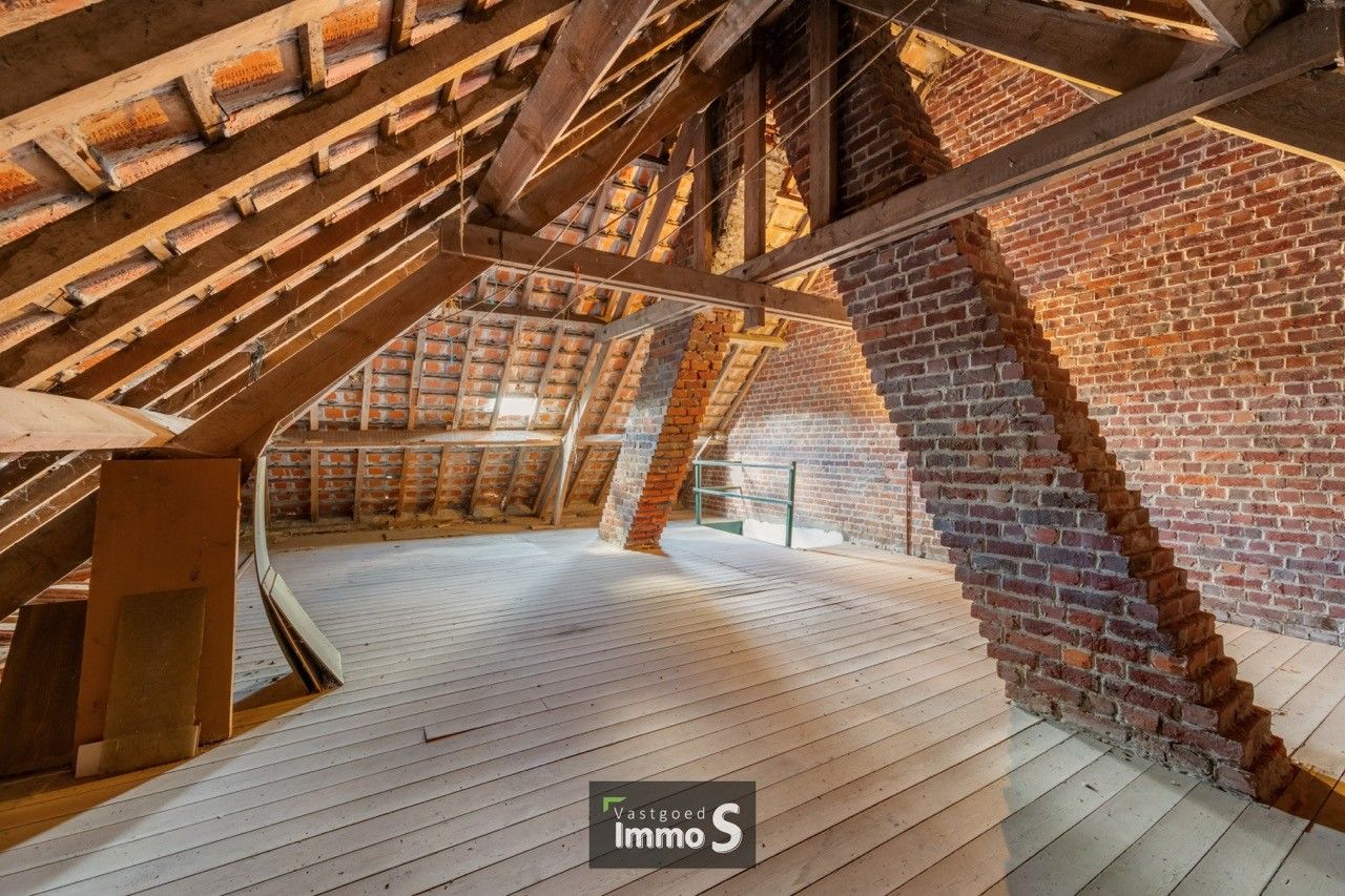 Te renoveren woning in Alveringem foto 20