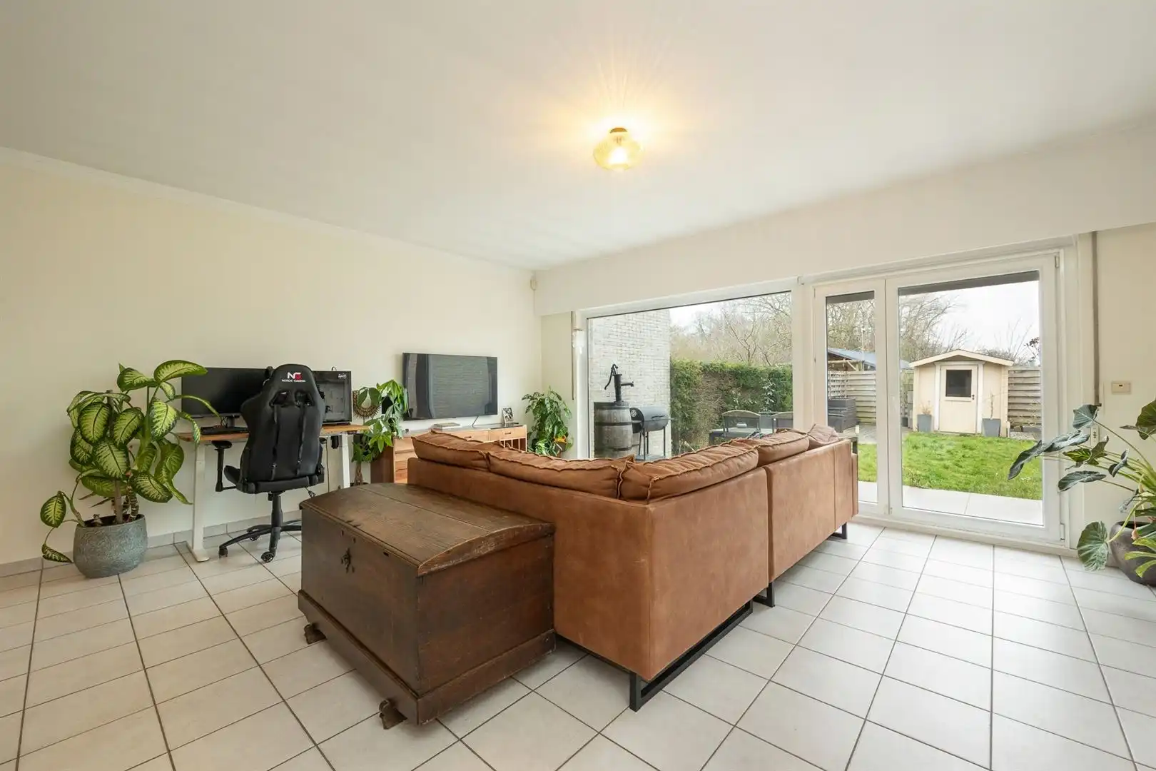 Gezellige woning met garage en vrij zicht achteraan foto 7