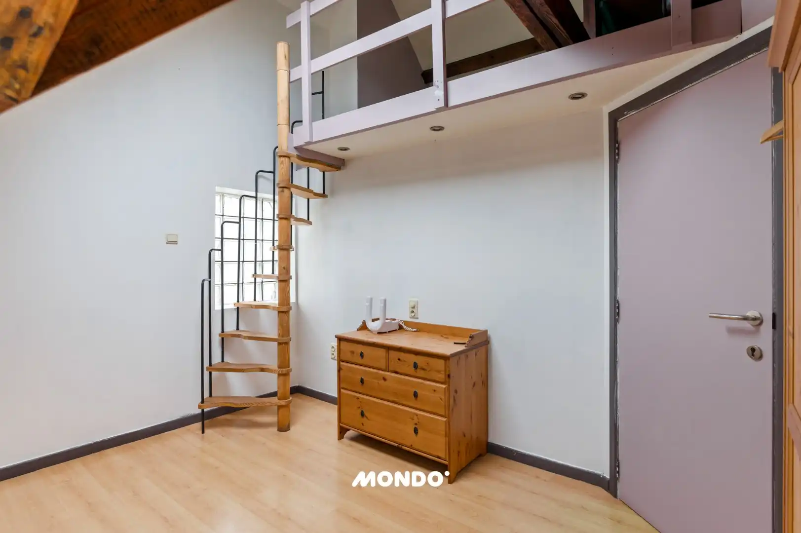 Combinatie van handel en wonen in centraal gelegen pand foto 23