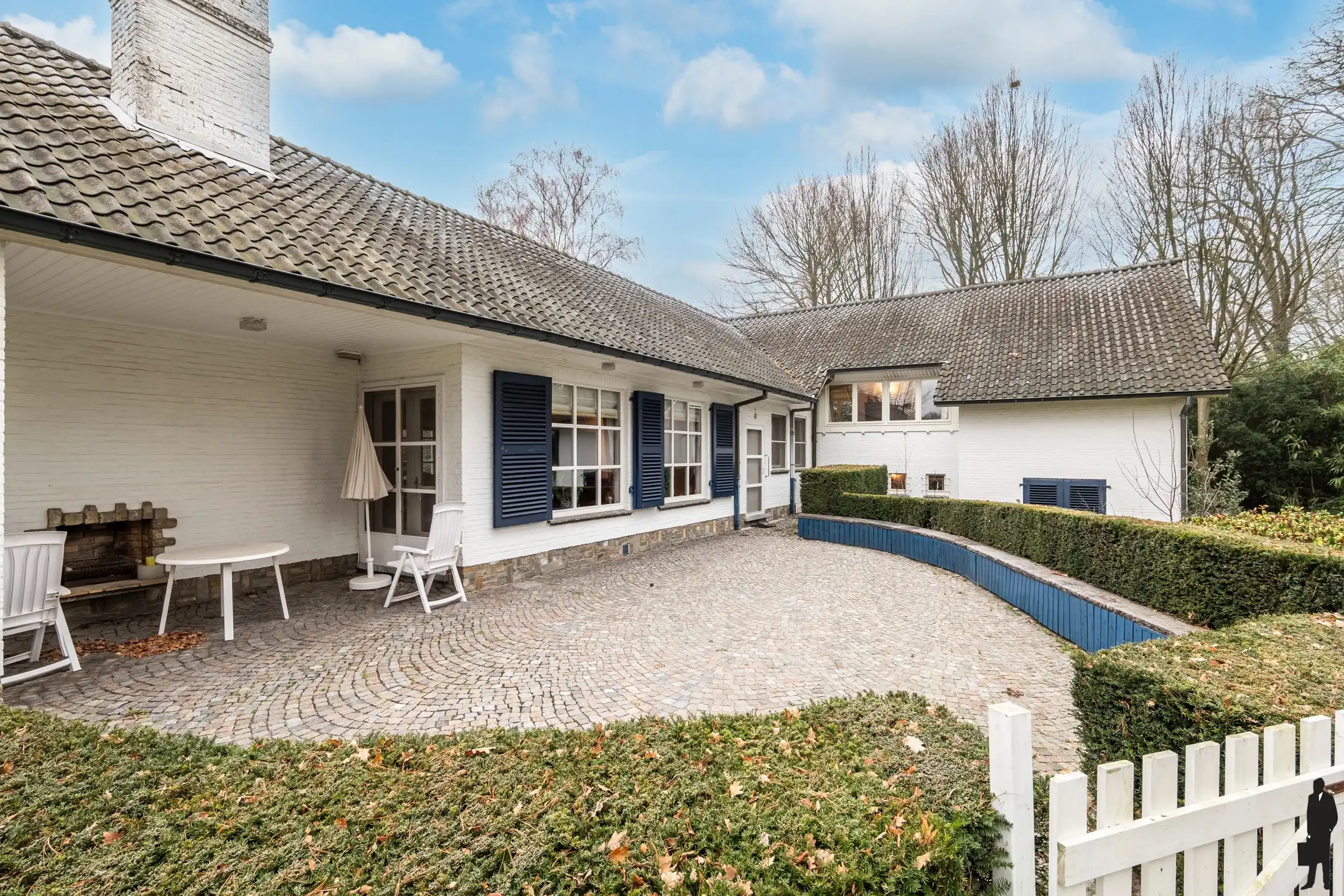 Uitstekend gelegen split-level villa in een gegeerde doodlopende straat. foto 19