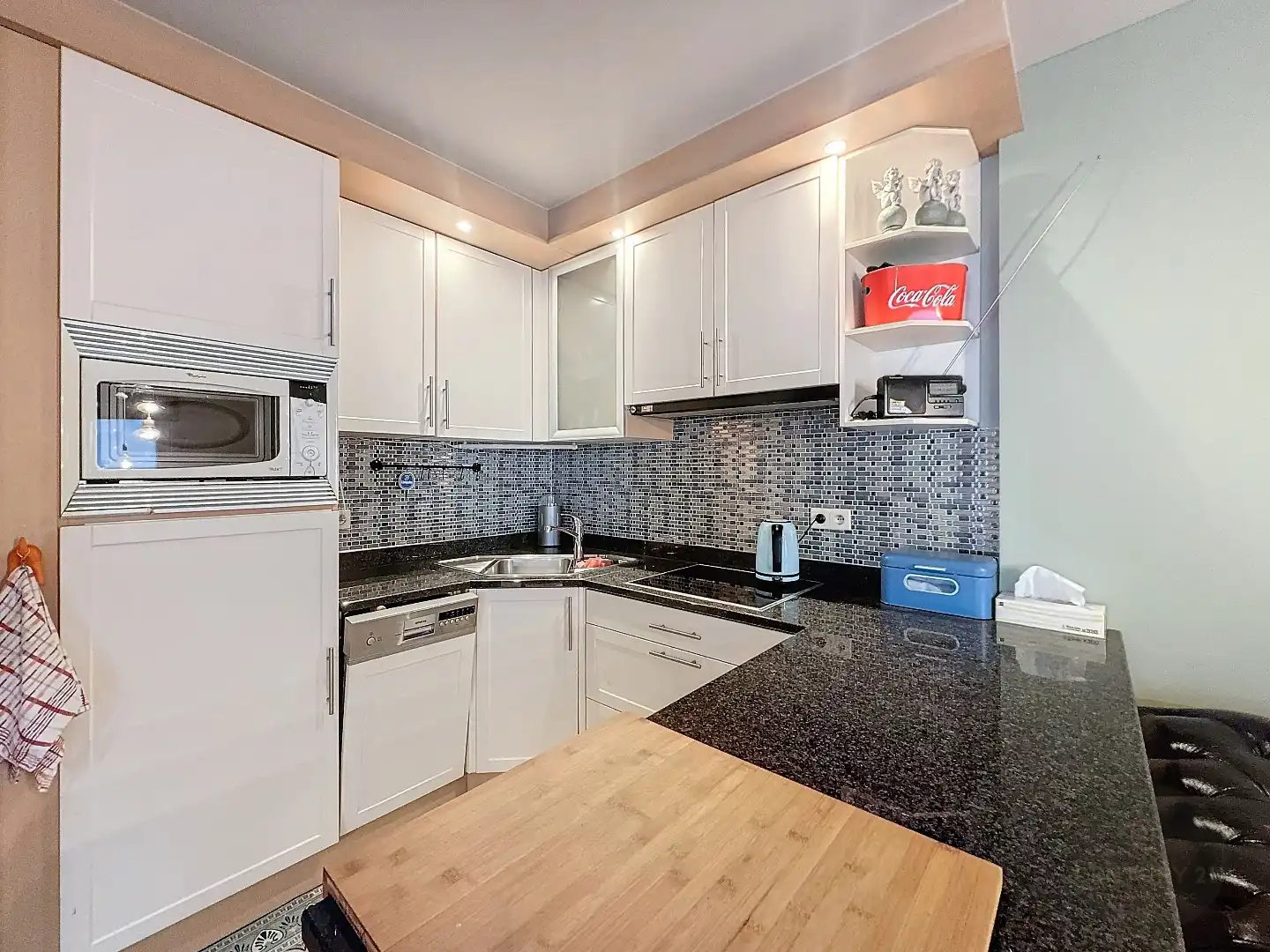 HOEKAPP op CENTRALE LIGGING! foto 7