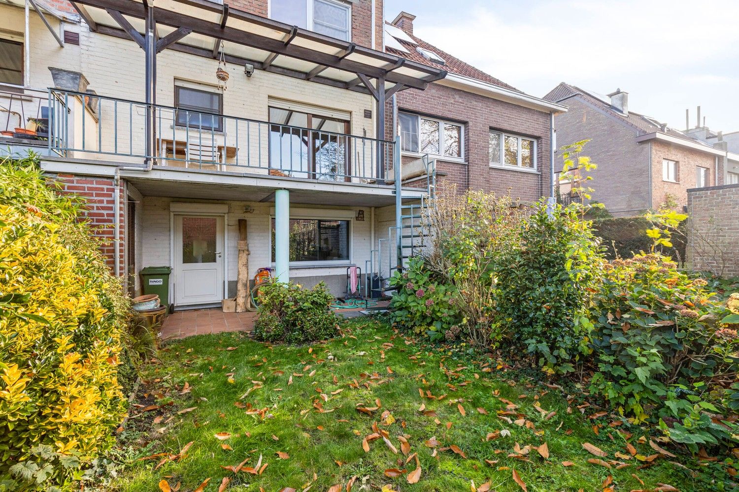 Energiezuinig bel-etage woning met zonnige tuin nabij het Sint-Pietersstation foto 20