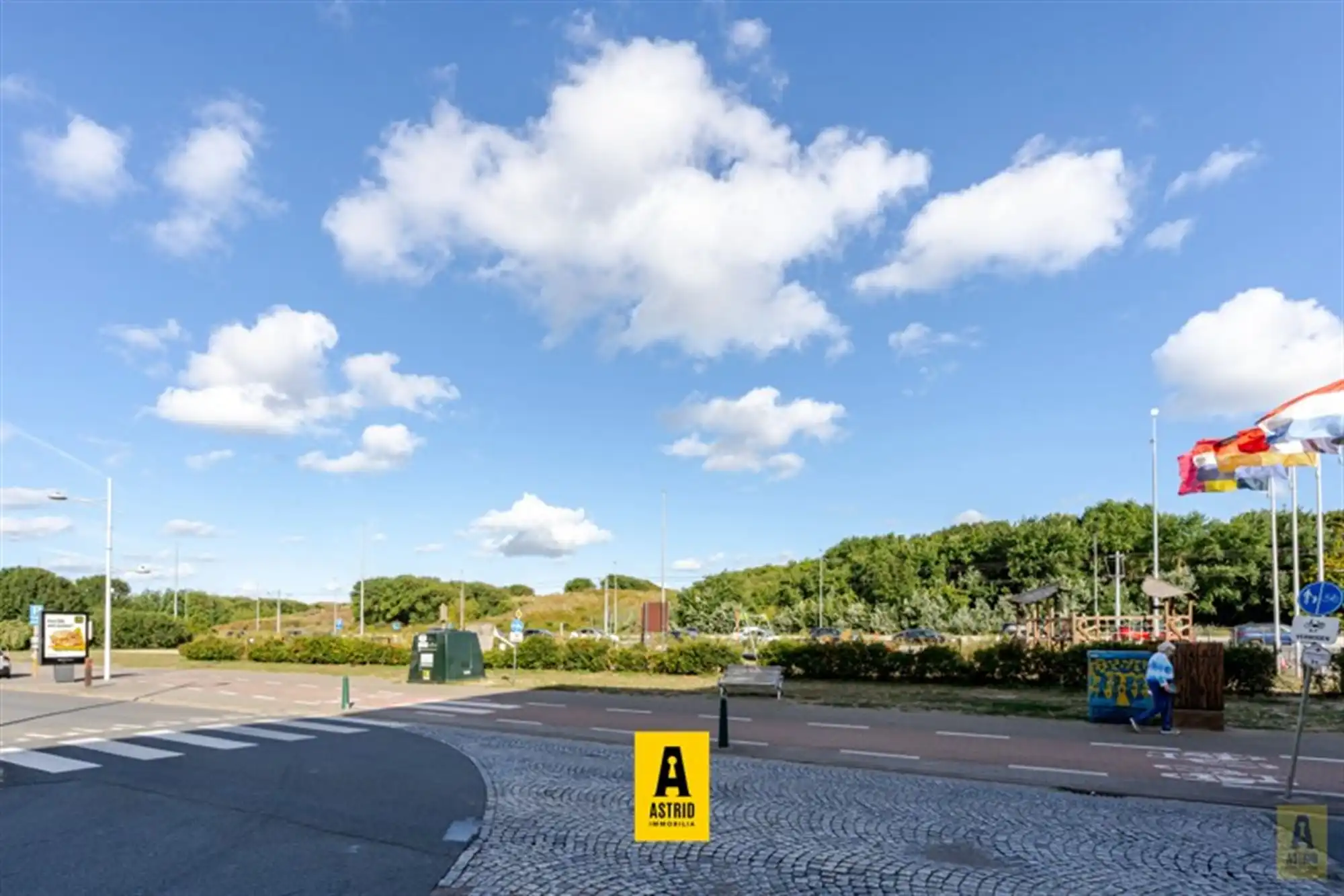 Gezellig gelijkvloers appartement met zonnig terras vlak aan zee én centraal! foto 15
