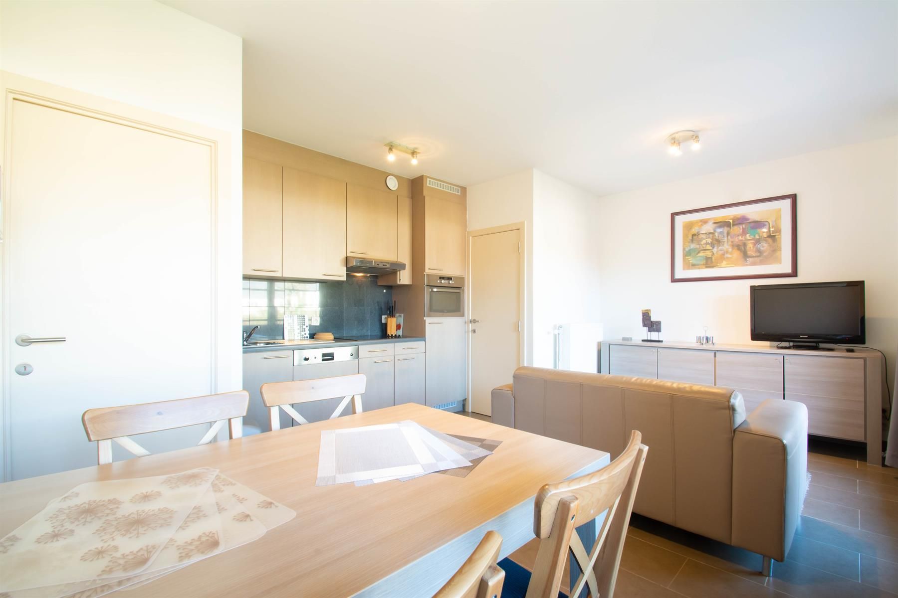 Prachtig appartement 1 kamer met terras foto 3