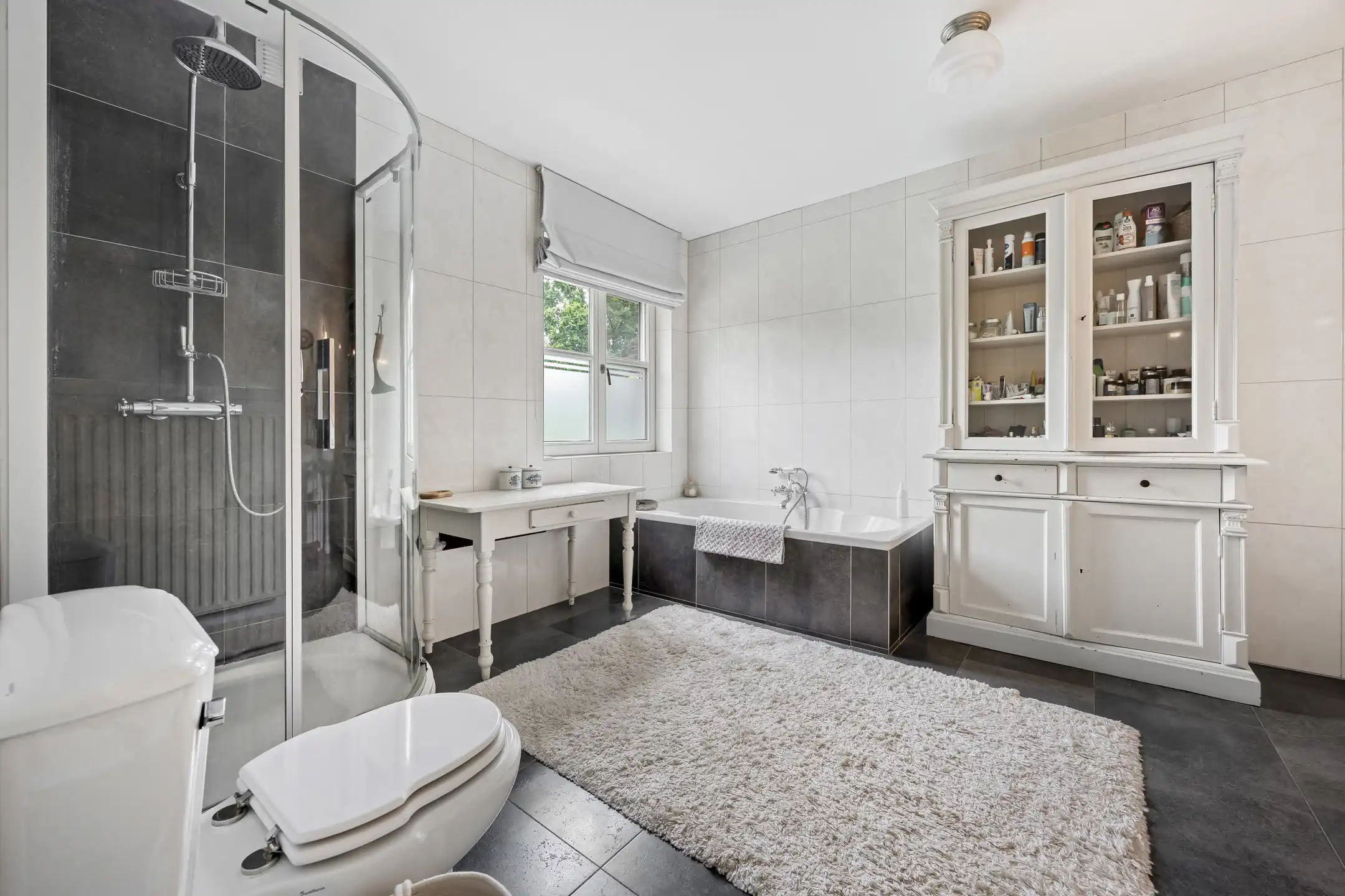Landelijke villa met zwembad en poolhouse in alle privacy foto 33