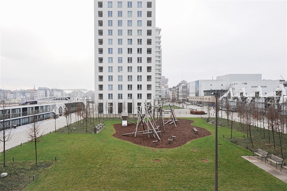 Tof 1 slaapkamer appartement met zicht op het Kattendijkdok foto 17