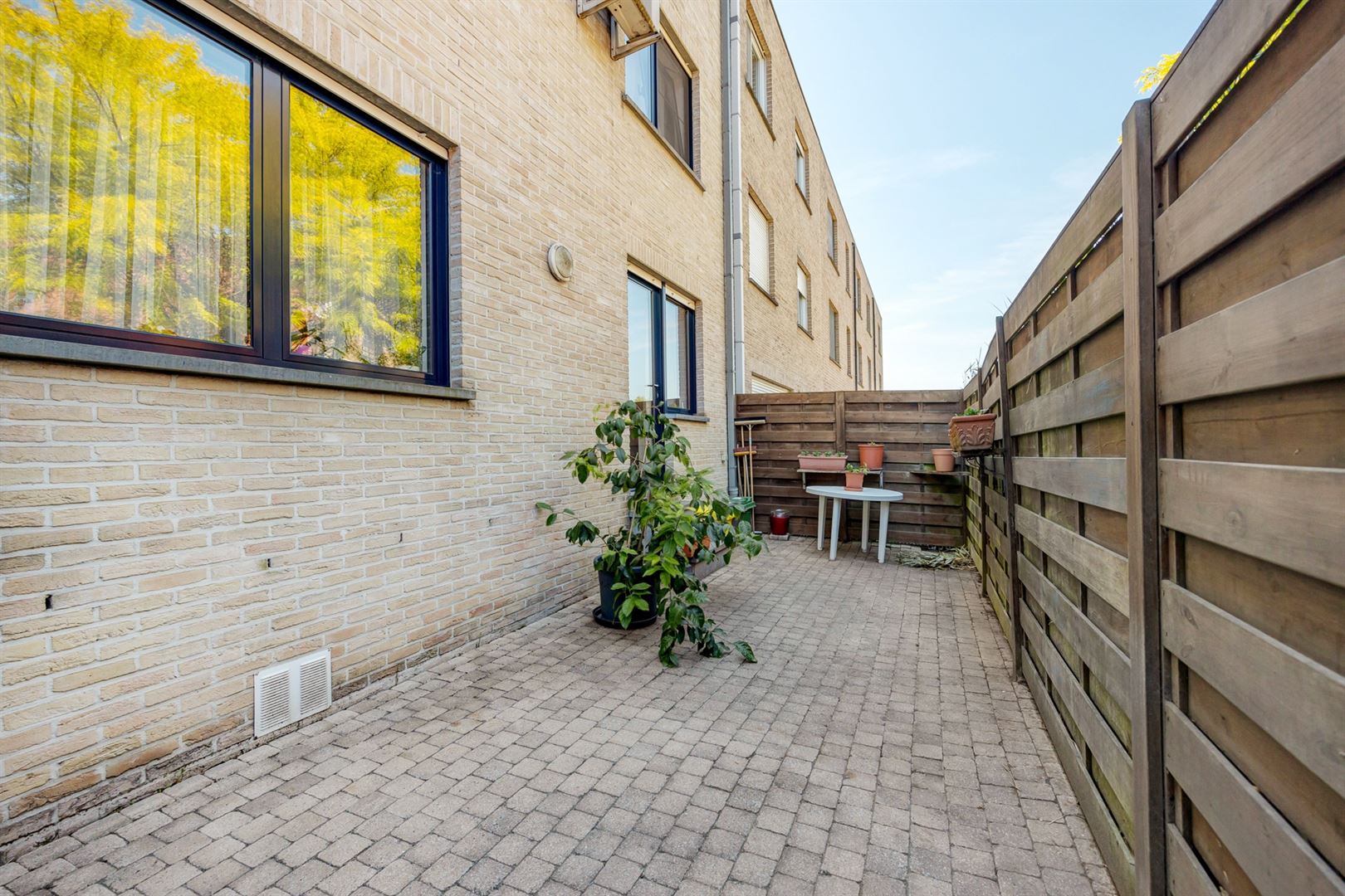 Gelijkvloers appartement met terras. Centrum Heist! foto 13