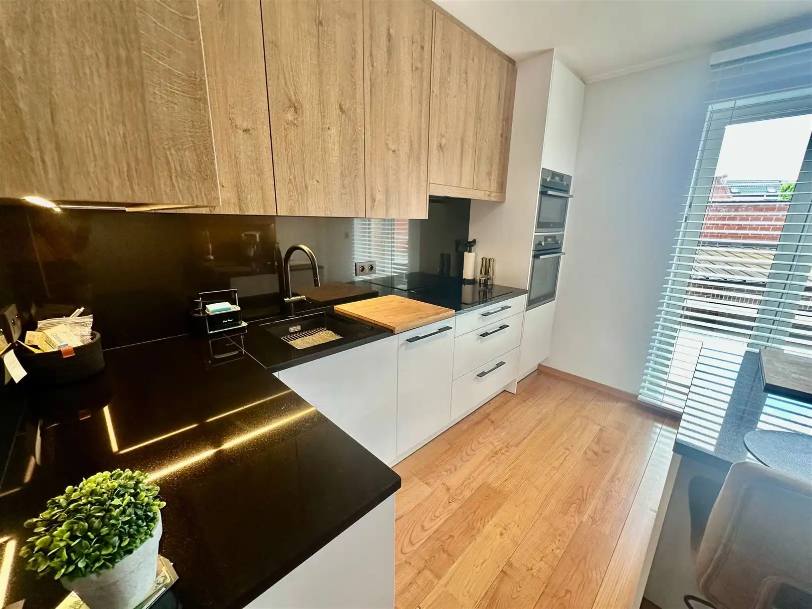 Gelijkvloers appartement te huur in het hart van Zottegem. foto 4
