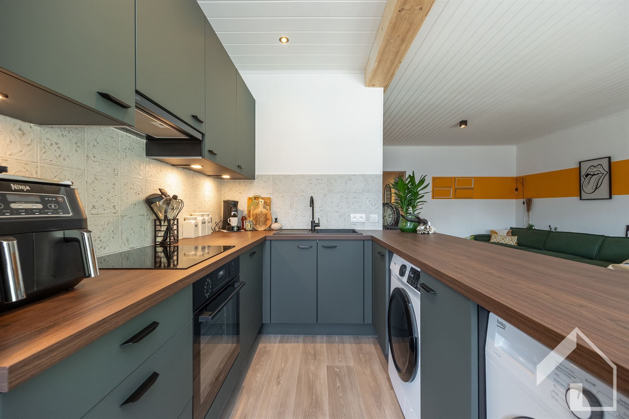 prachtig gerenoveerde 2-slaapkamerappartement foto 6