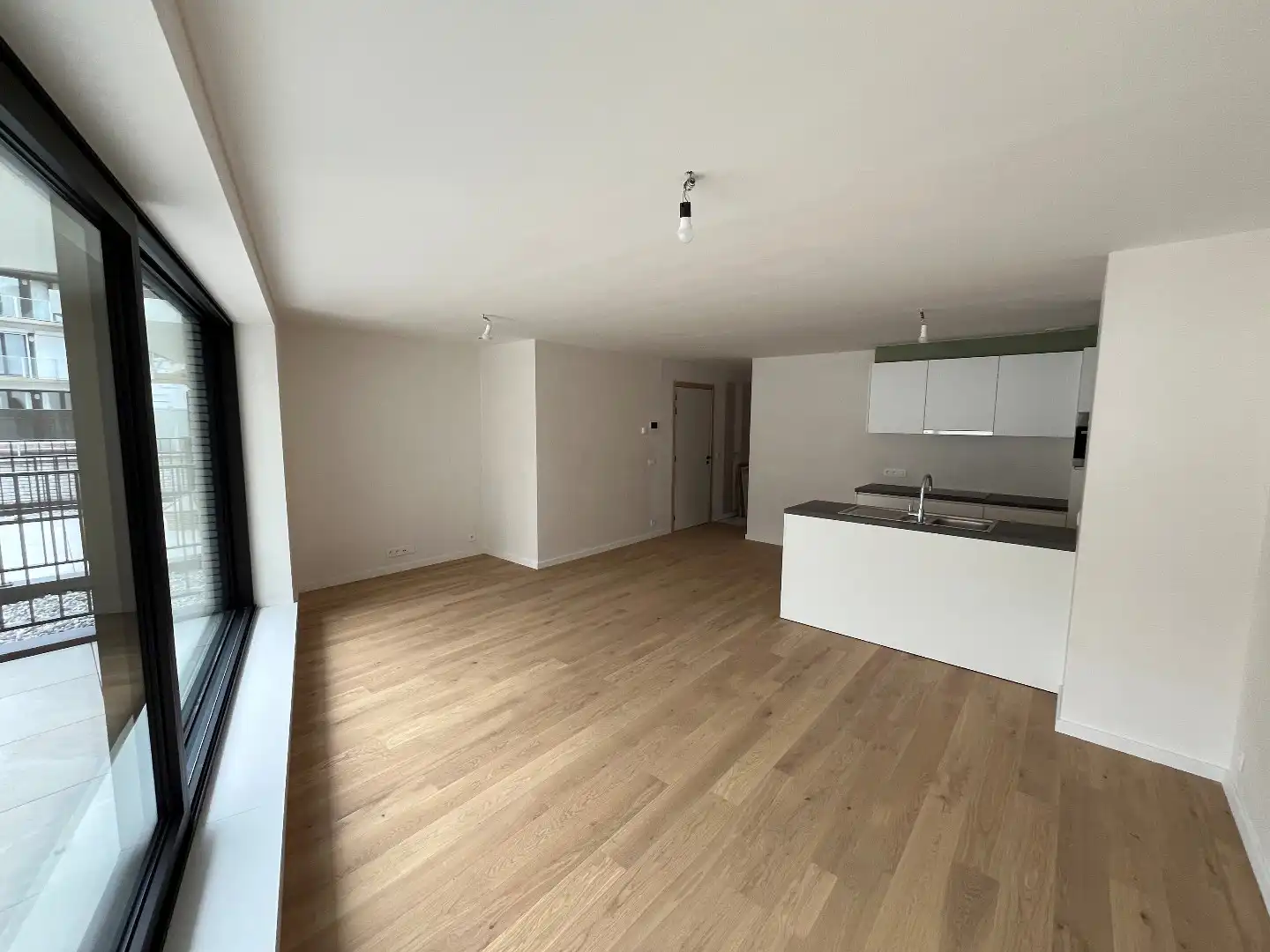 Nieuwbouwappartement nabij het strand foto 9