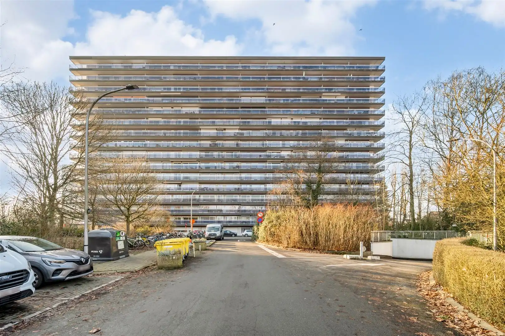 Appartement foto {{pictureIndex}}