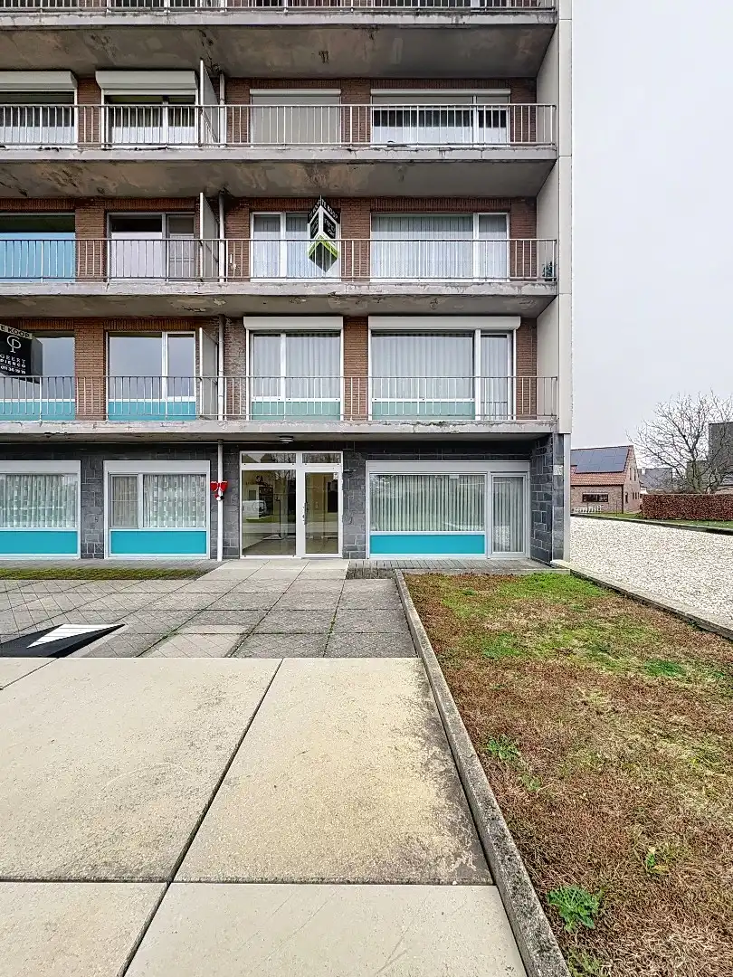 IN OPTIE! Ruim 2-slaapkamerappartement met terras, balkon, garage en berging foto 2