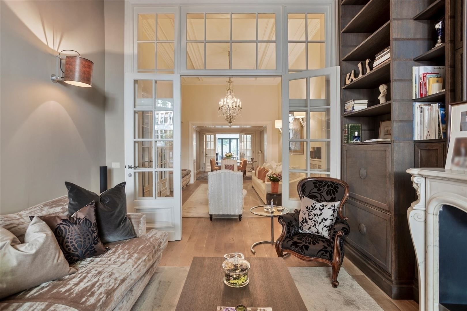 Statige stadsvilla van ca 380m² in Neo-Lodewijk XVI-stijl foto 2