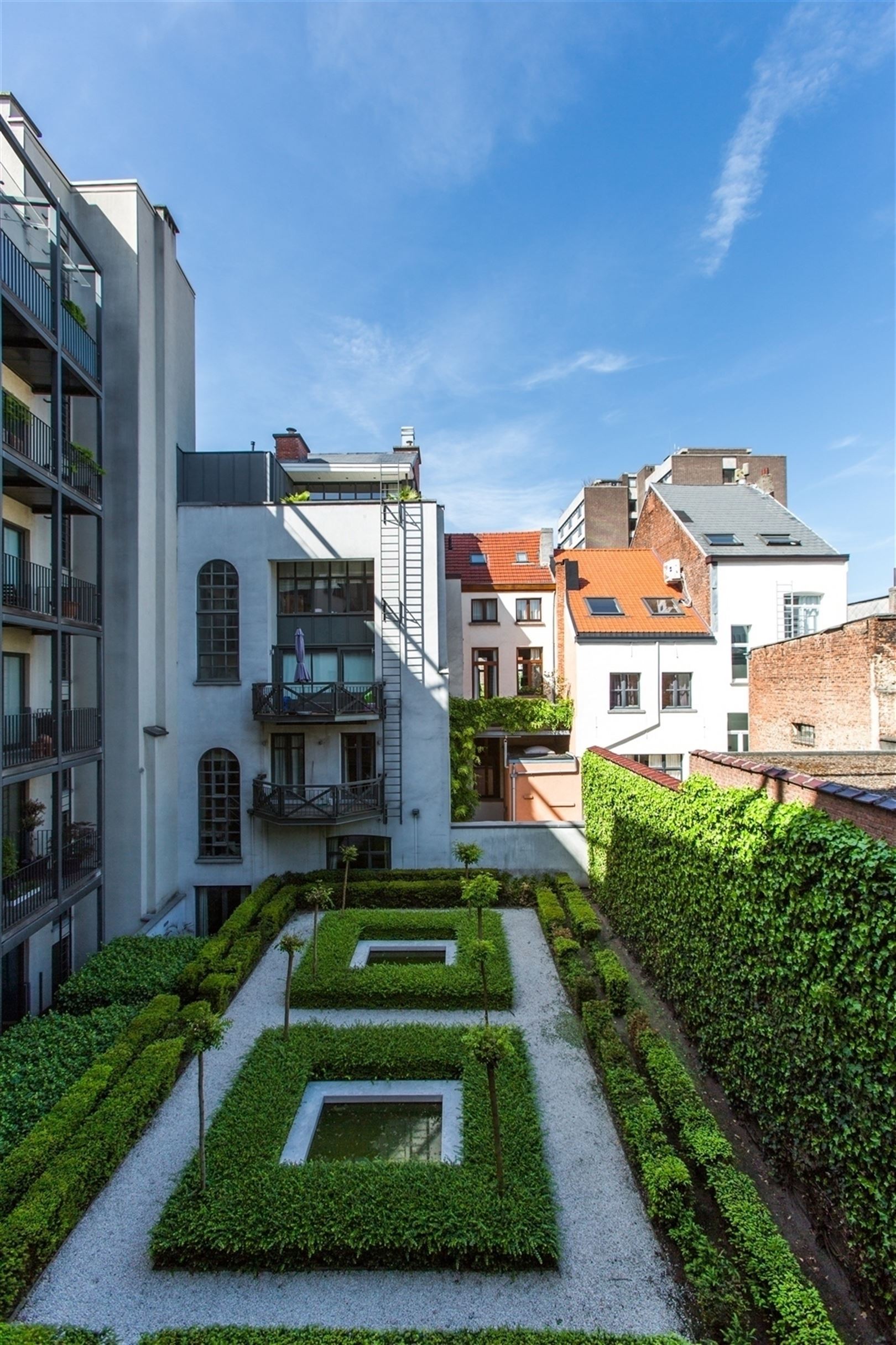 Trendy appartement met terras in historisch stadscentrum foto 14