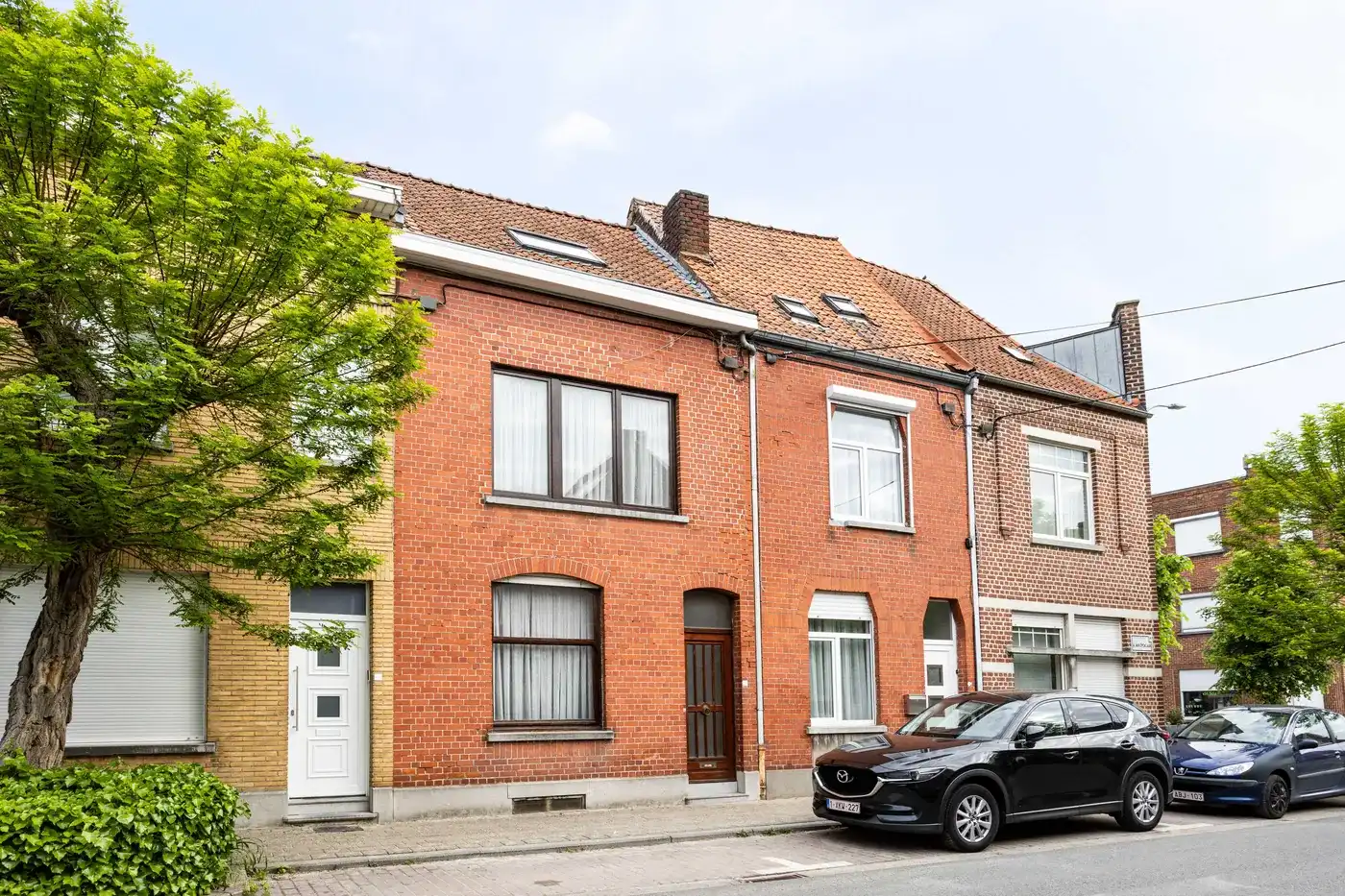 Te renoveren woning met 3 slaapkamers en stadstuin foto {{pictureIndex}}