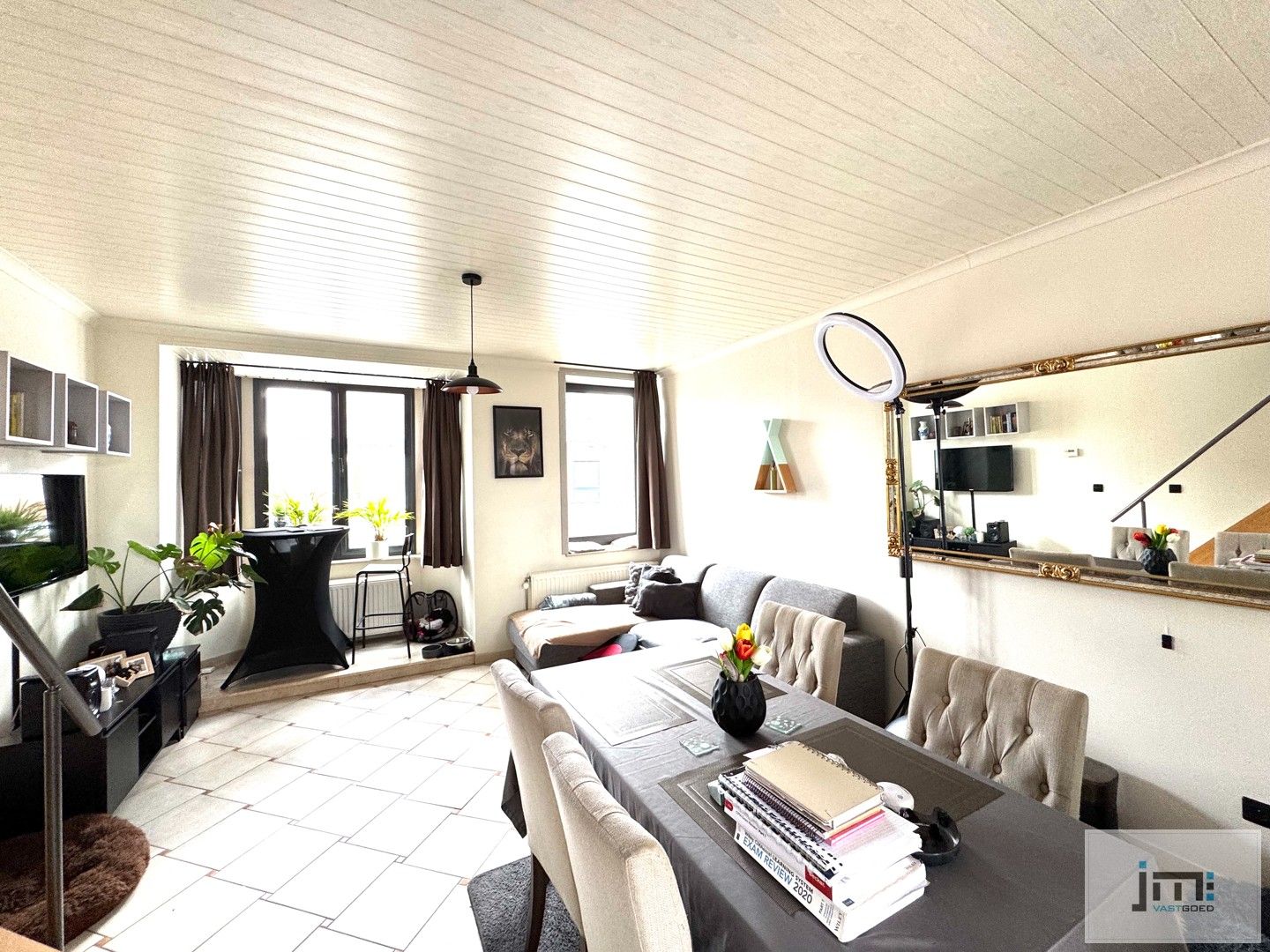 Opbrengsteigendom met twee woonunits in het hart van Sint-Truiden foto 2