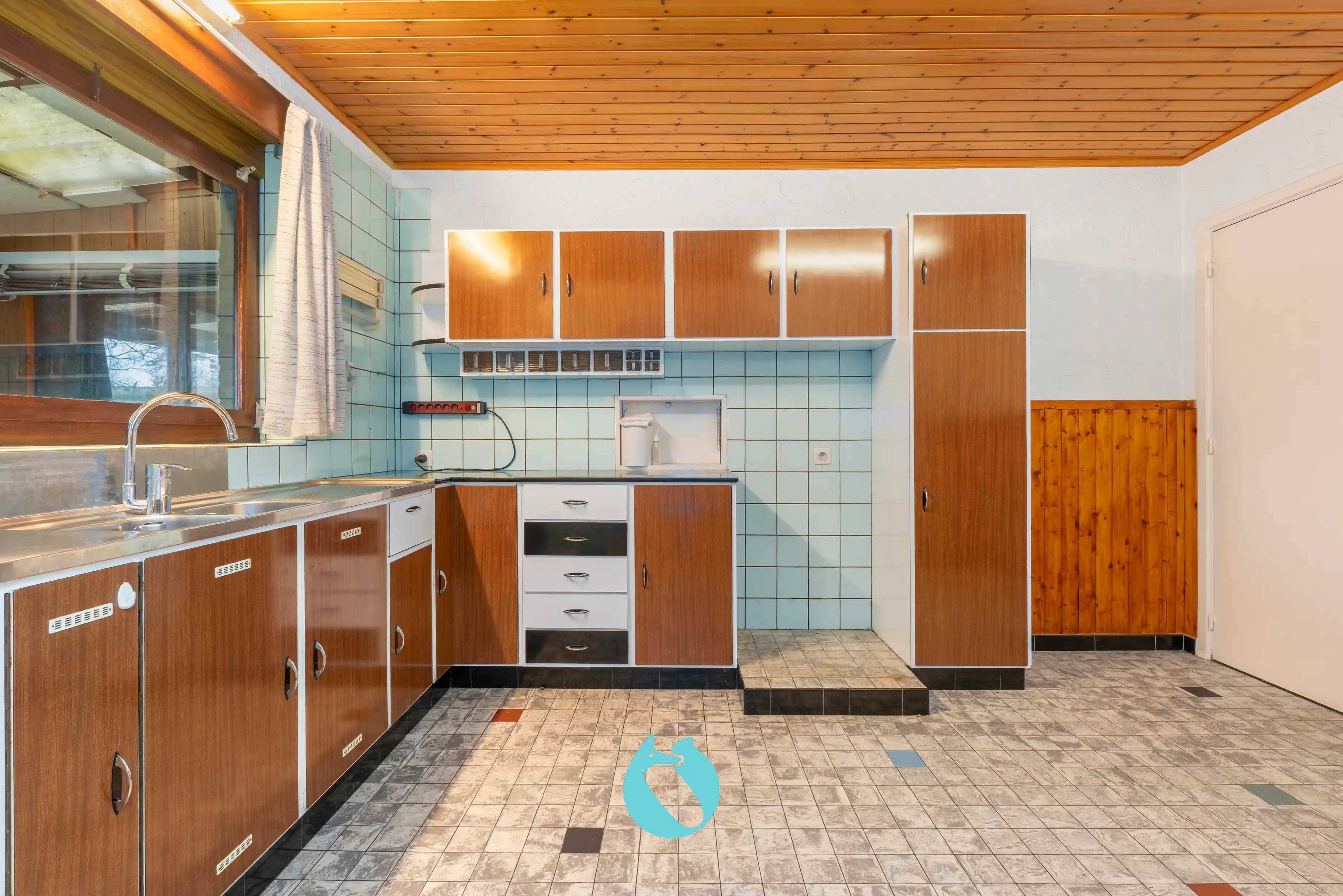 Charmante bungalow met ruime tuin en garages in Evergem foto 9