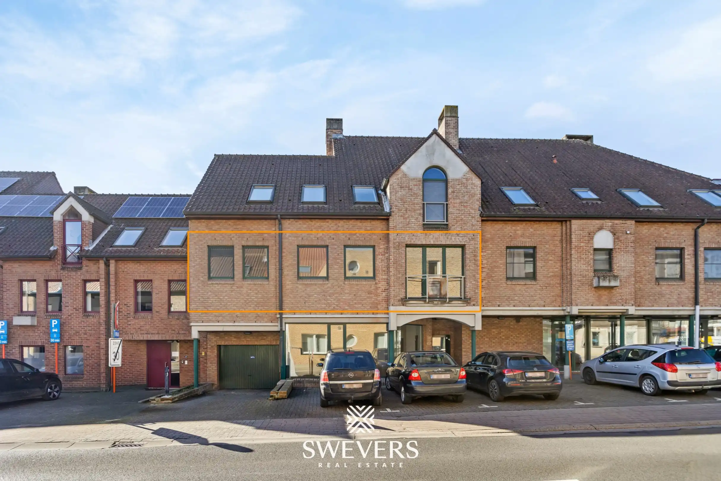 Commerciële opportuniteit met veel visibiliteit en ruimte in het centrum van Beringen foto 38