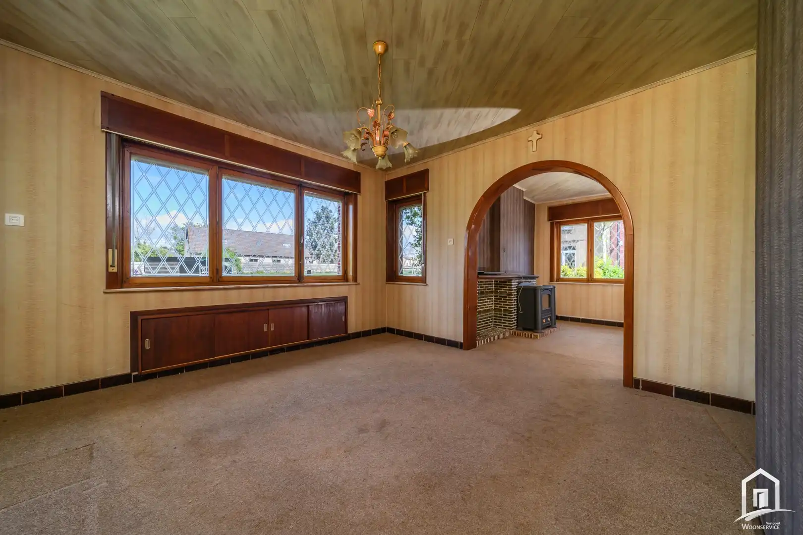 Te renoveren gezinswoning met 2 slaapkamers en ruime tuin foto 5