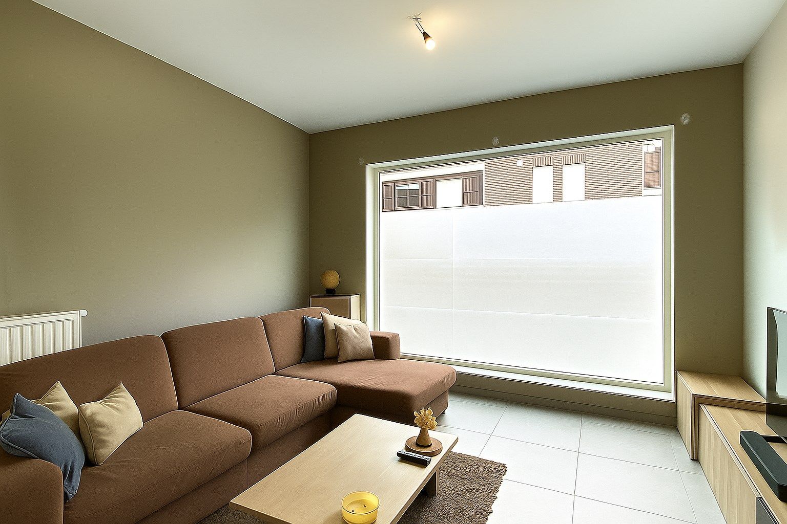 RUIME GEZINSWONING MET 3 SLPKS | TUIN EN STAANPLAATS foto 3