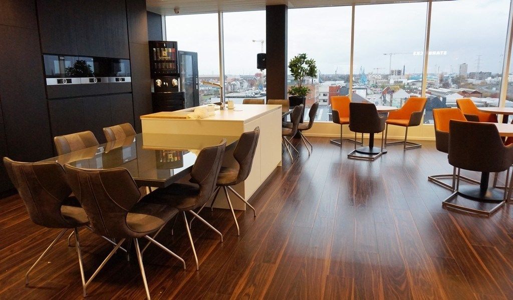 Gemeubeld kantoor in businesscenter Talentarena aan Dampoort station foto 7