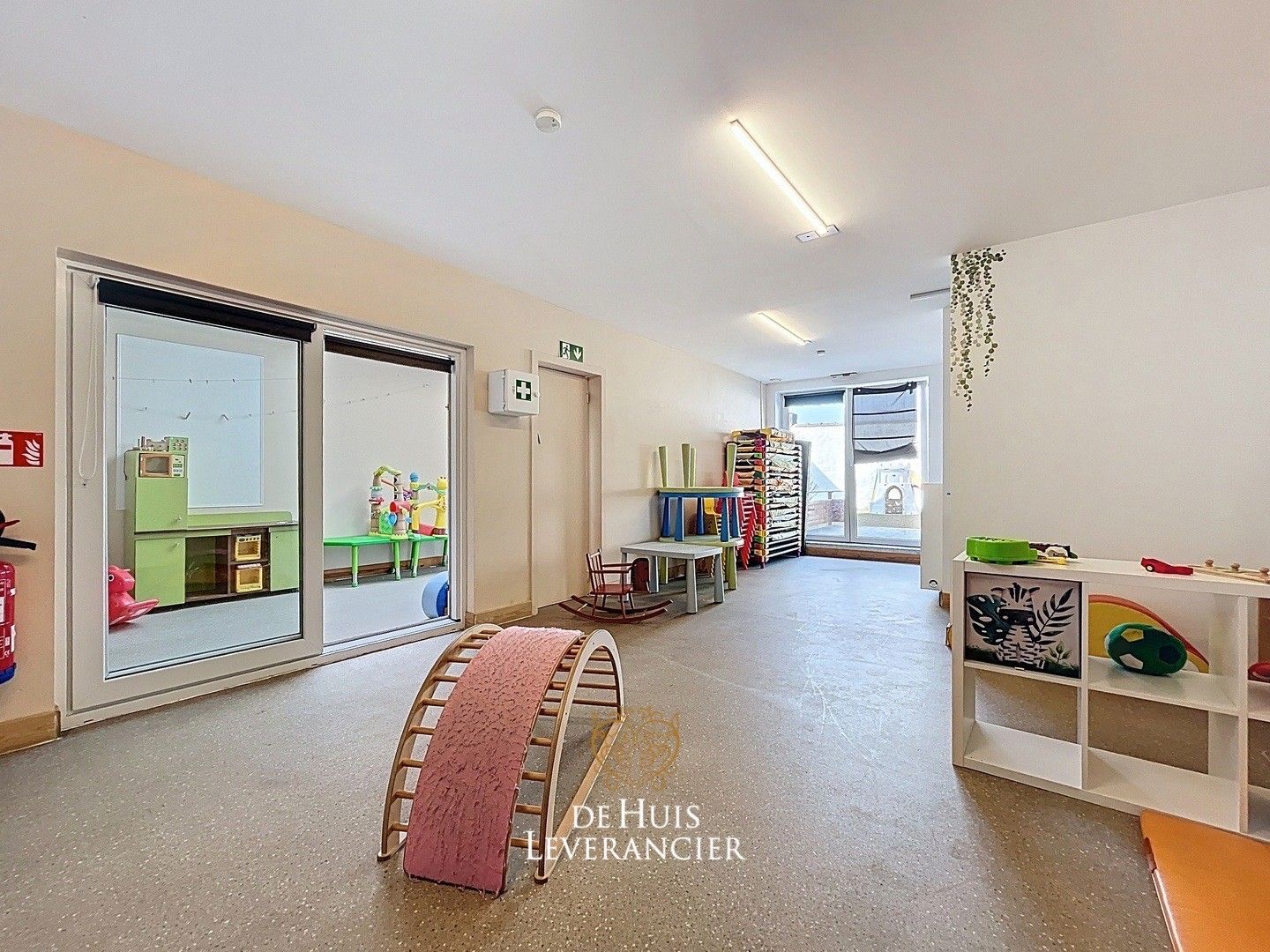 Uniek gebouw met handel en woongelegenheden te koop in Rumst foto 20