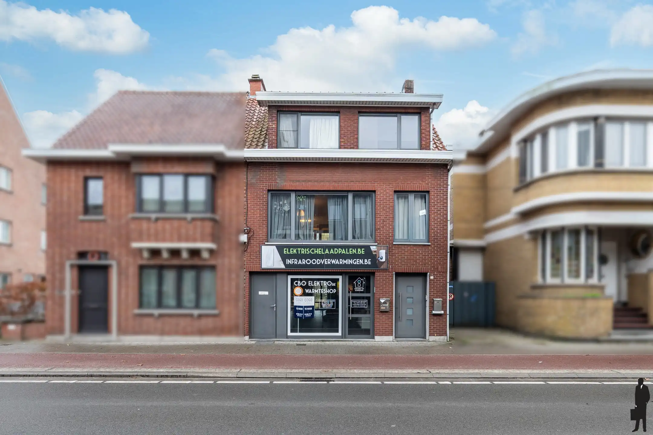 Hoofdfoto van de publicatie: Gebouw voor gemengd gebruik in het centrum van Oostmalle