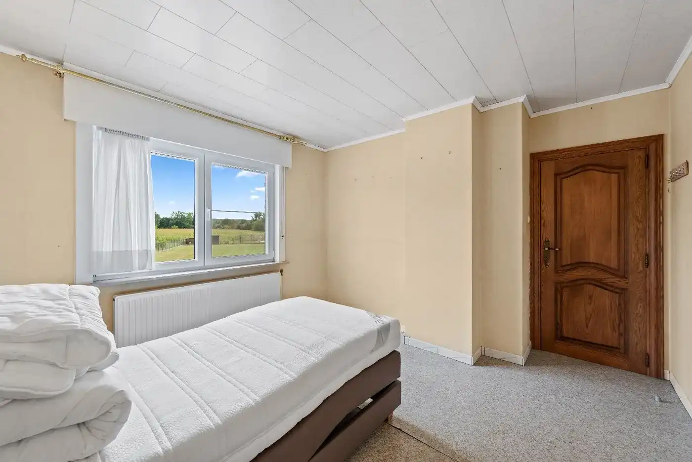 Open bebouwing op topligging met 2 slaapkamers en prachtige tuin foto 14