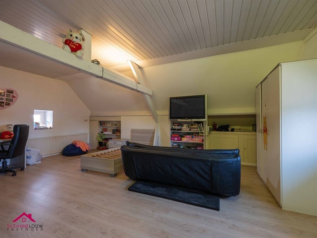 Zeer ruime, vrijstaande gezinswoning foto 43