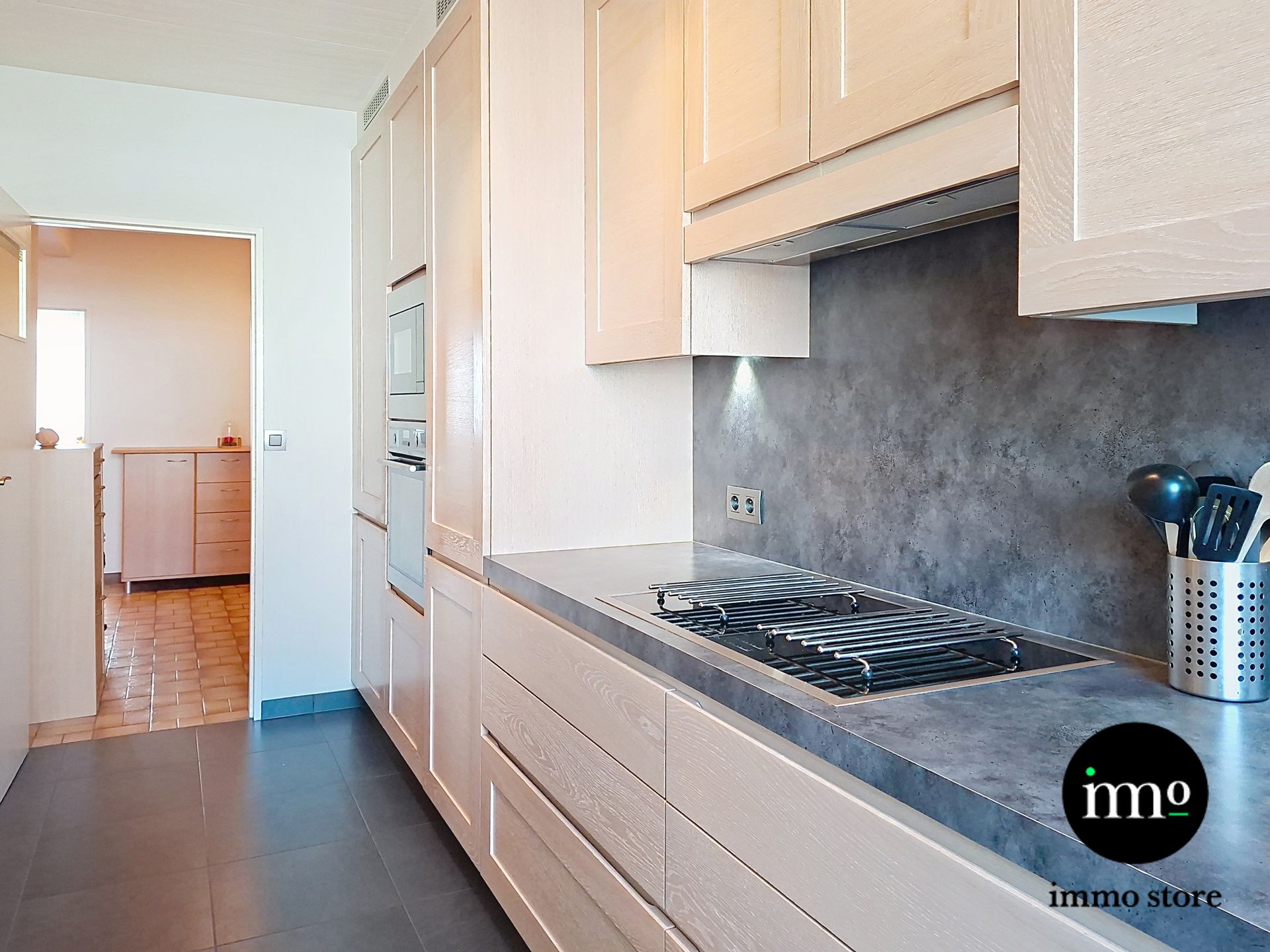 2-slaapkamerappartement met 2 terrassen en 2 parkings foto 11