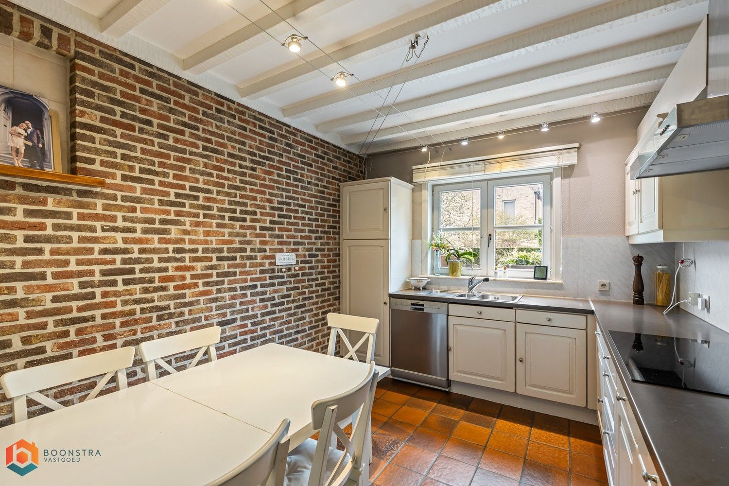Ruime woning met 6 slpkrs en sfeervolle tuin met zwembad te Putte foto 8