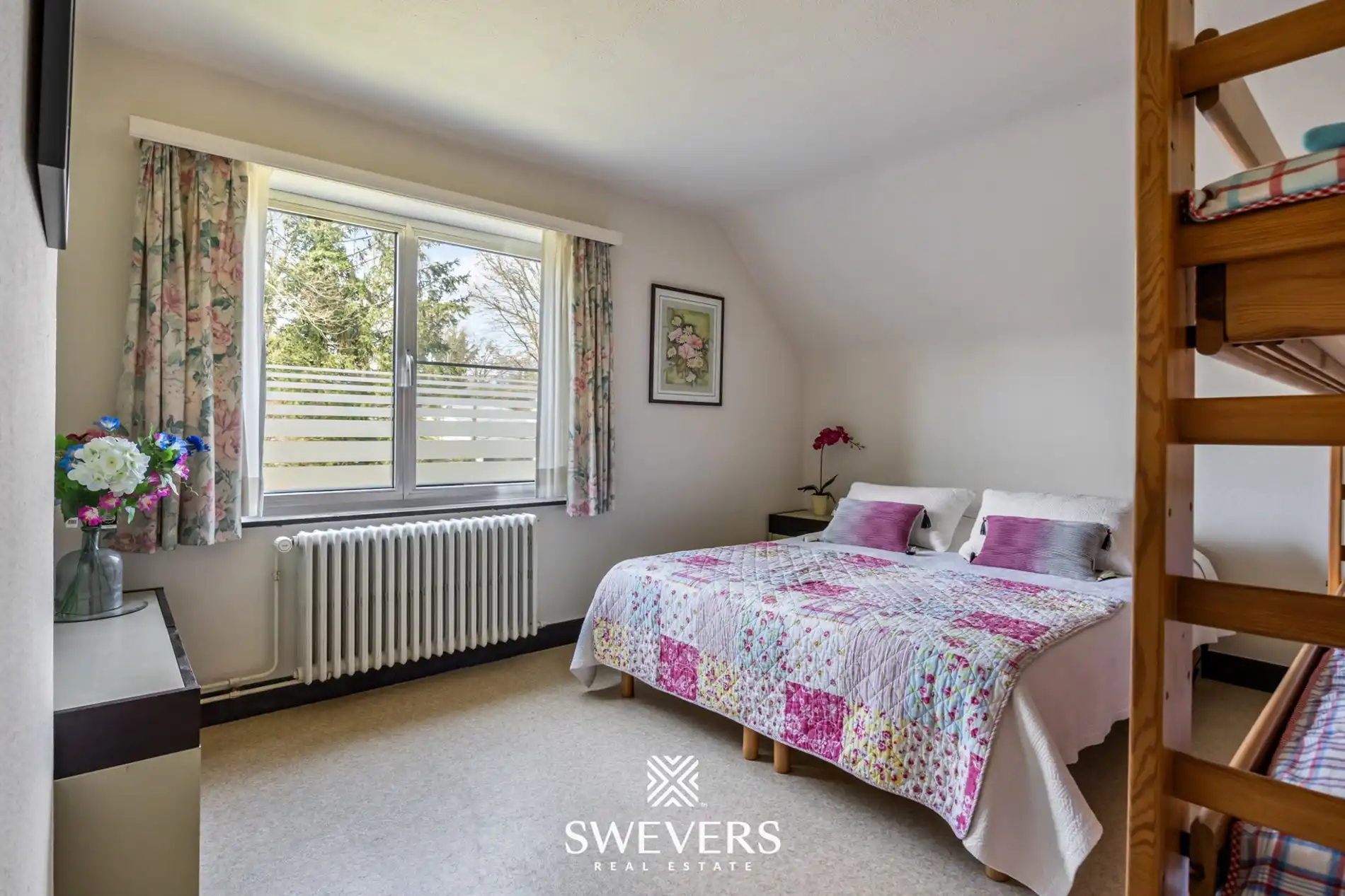 Ruime te renoveren woning op zonnig perceel van 2.325 m² nabij centrum Zonhoven foto 17