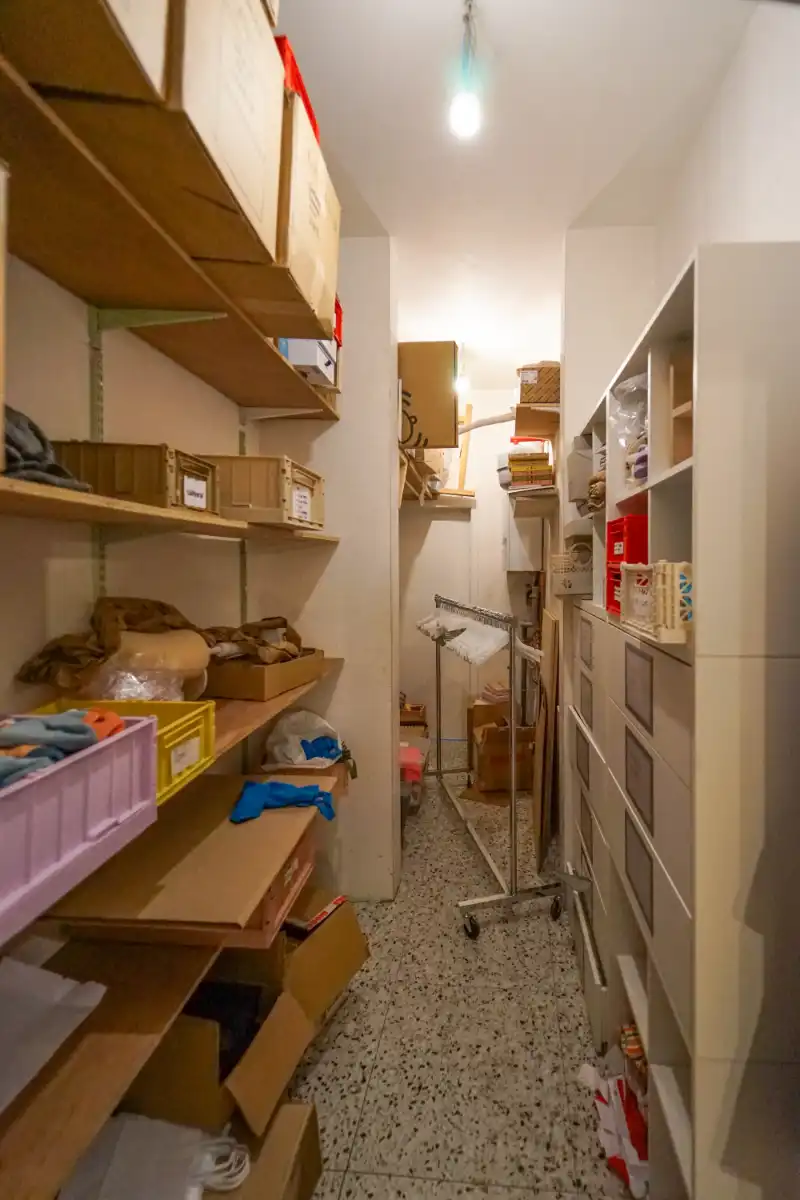 Gerenoveerd handelspand vlakbij Vrijdagsmarkt foto 27