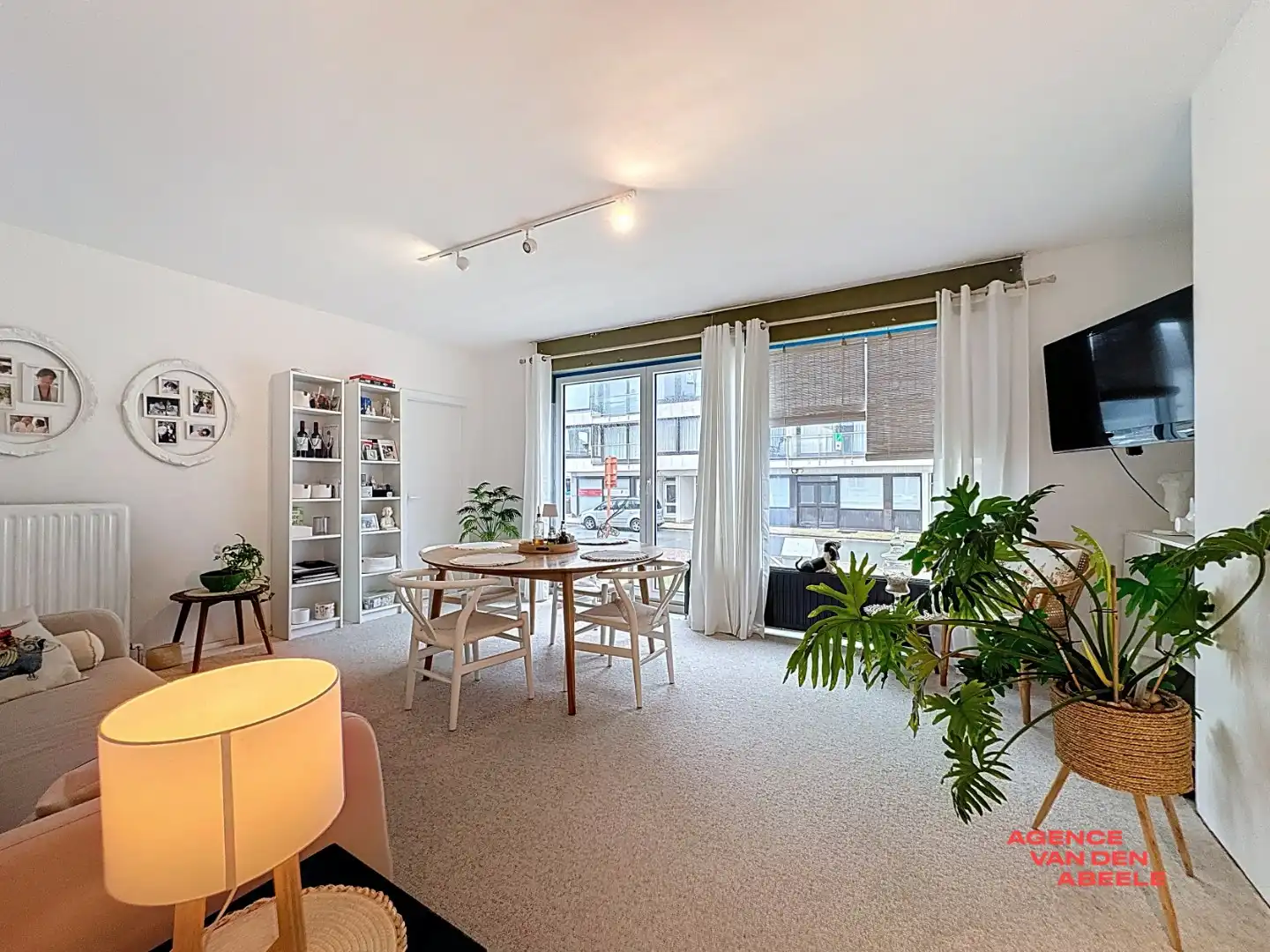 Gelijkvloers appartement in rustige zijstraat nabij de kust foto 4